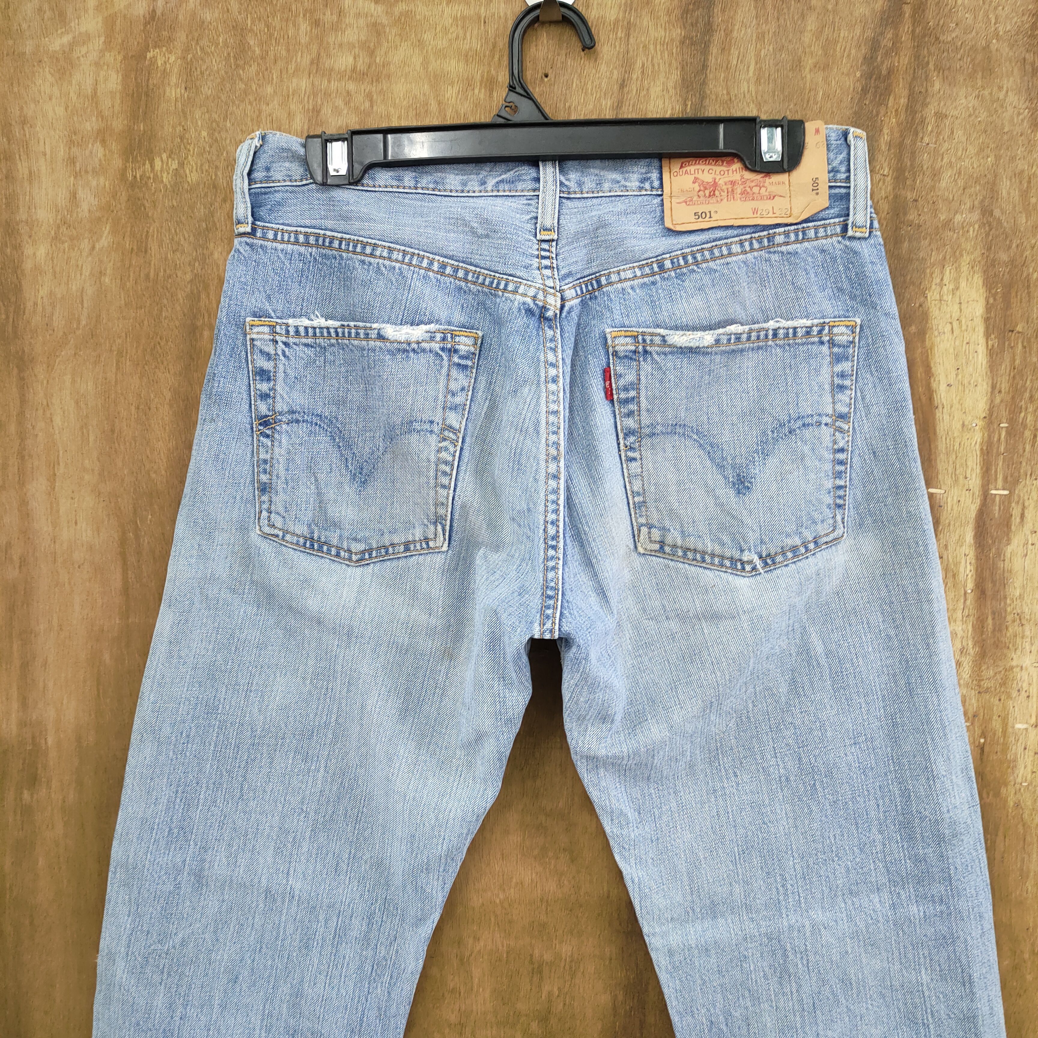 Jean × Levi's × Vintage VINTAGE LEVI'S 501 BUTTON FLY BLUE JEANS PANTS Size US 29 - 10 Thumbnail
