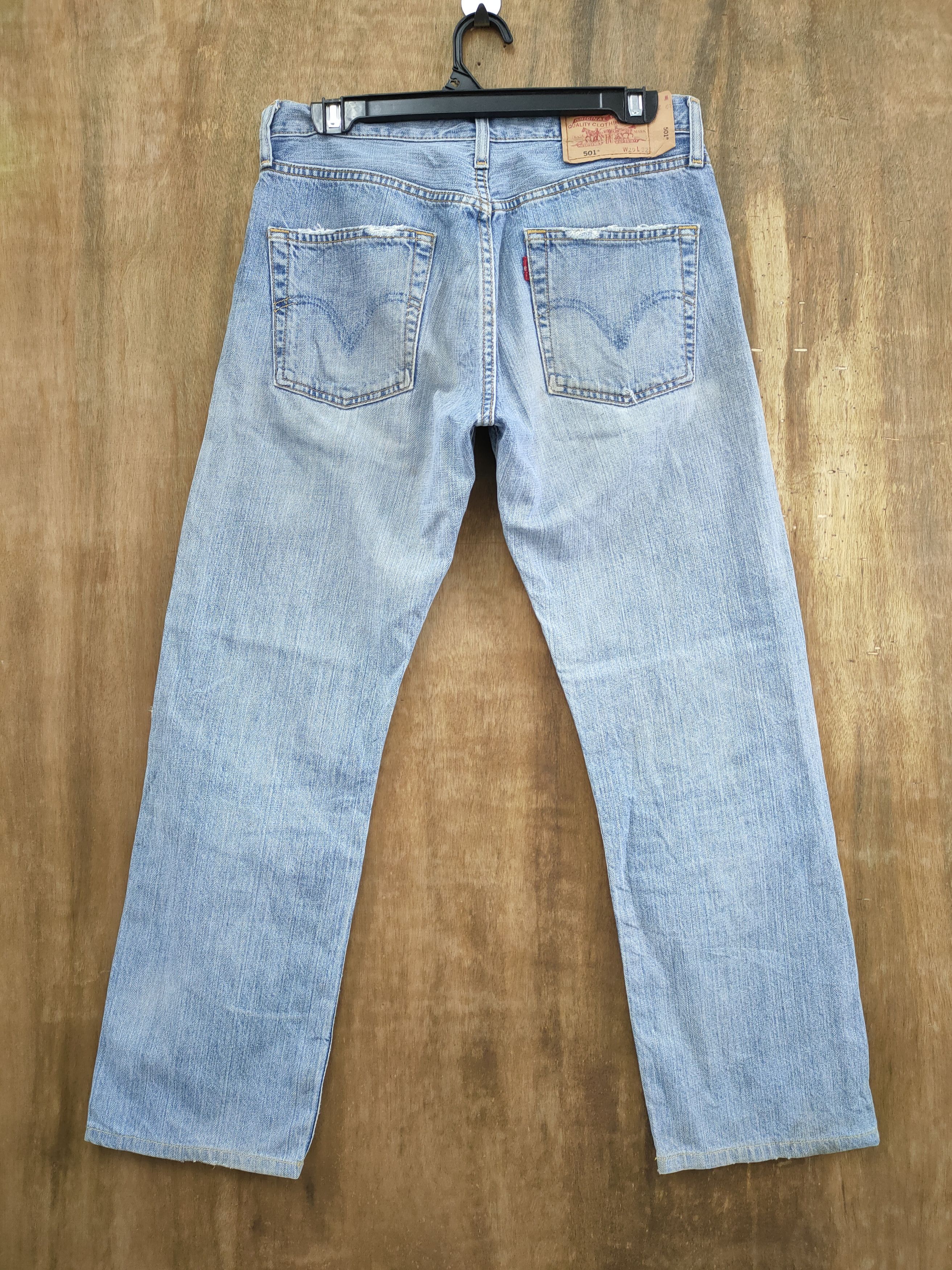 Jean × Levi's × Vintage VINTAGE LEVI'S 501 BUTTON FLY BLUE JEANS PANTS Size US 29 - 9 Thumbnail