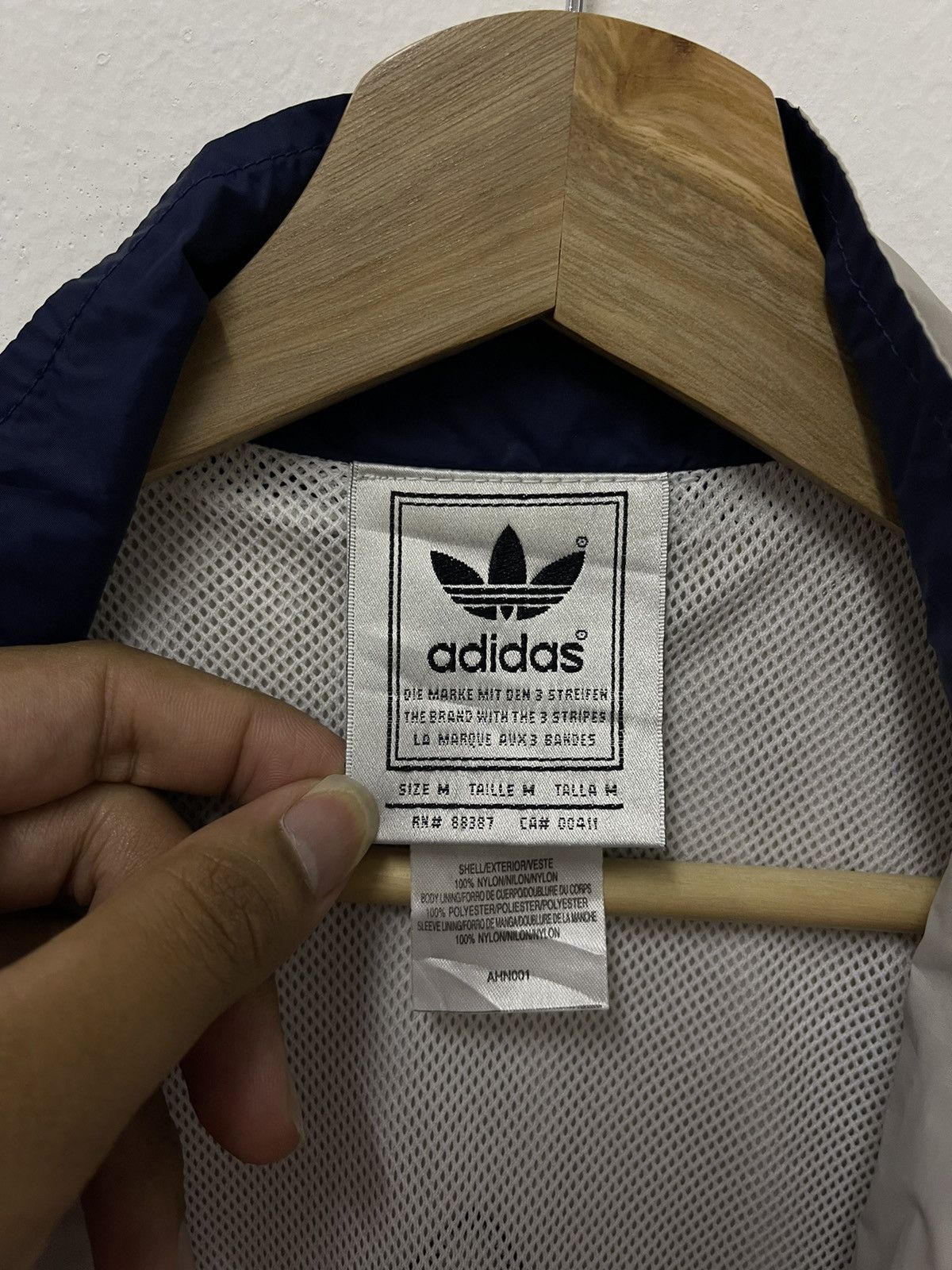 Adidas × Vintage Vintage Adidas 3 Stripes Embroidery Big Logo Jacket Size US L / EU 52-54 / 3 - 5 Thumbnail