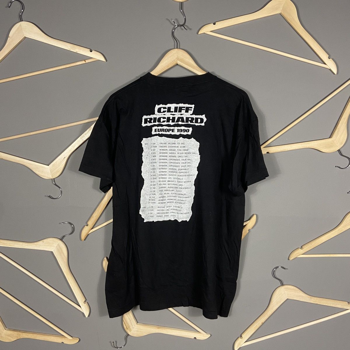 Band Tees × Vintage Vintage 1990 Cliff Richard Europe tour t-shirt Size US XL / EU 56 / 4 - 2 Thumbnail