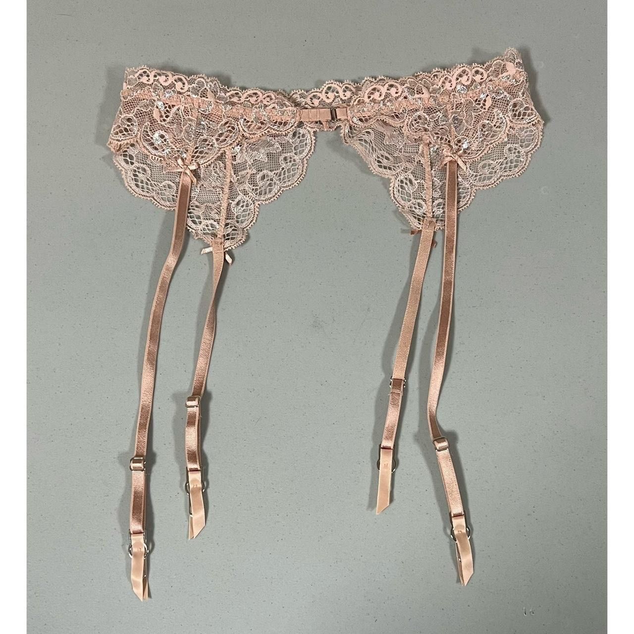 Victoria's Secret Victoria’s Secret Beige Lace Garter Belt Lingerie Size XS/S🤎 Size ONE SIZE - 4 Thumbnail