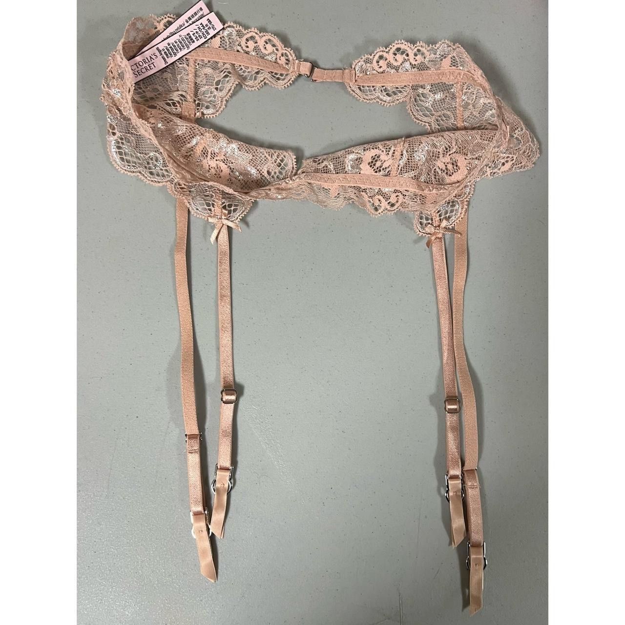 Victoria's Secret Victoria’s Secret Beige Lace Garter Belt Lingerie Size XS/S🤎 Size ONE SIZE - 6 Thumbnail