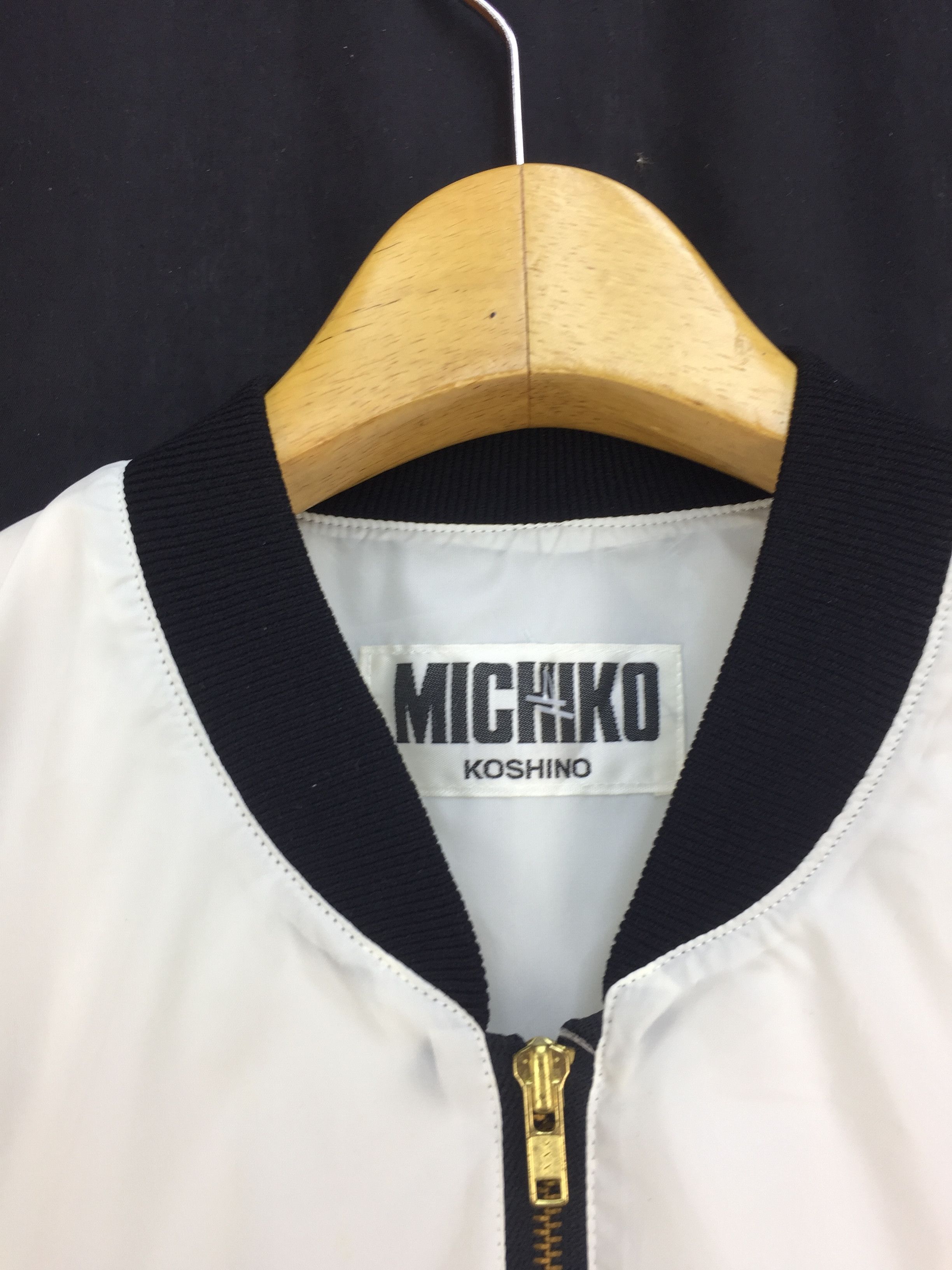 Michiko Koshino London VINTAGE MICHIKO LONDON KOSHINO SPELL OUT BOMBER JACKET Size US L / EU 52-54 / 3 - 3 Thumbnail