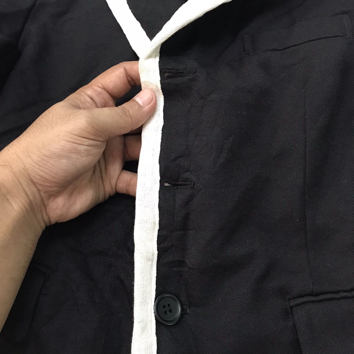 Comme des Garcons AD2010 Black Comme des Garcons Coat Size US S / EU 44-46 / 1 - 7 Thumbnail
