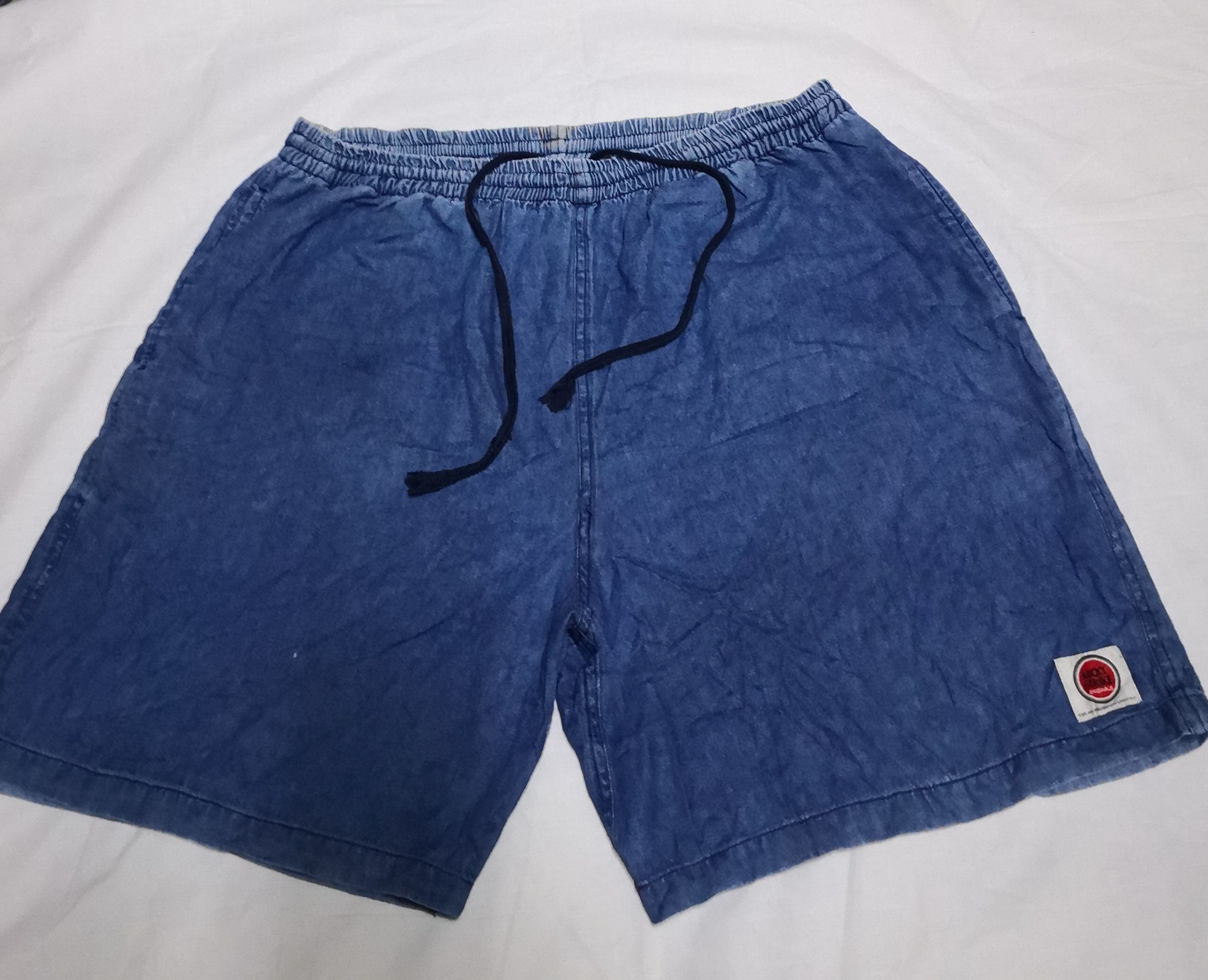 Vintage Vintage Lucky Strike Denim Shorts Size US 32 / EU 48 - 3 Thumbnail