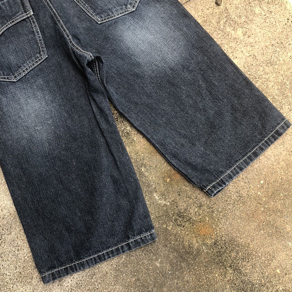 Japanese Brand 🔥Rare🔥🇯🇵Gangbuster Stoned Wash Rips Denim Shorts Pants Size US 29 - 3 Thumbnail