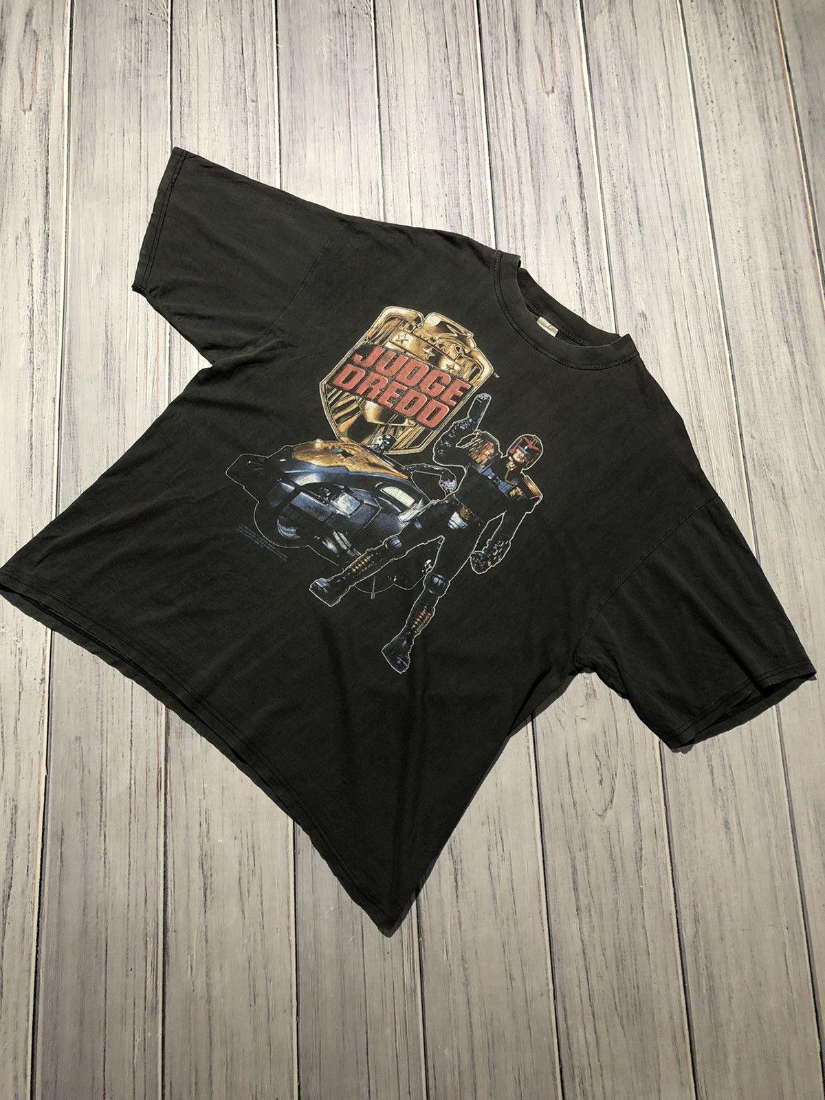 image of Judge Dredd 1995 T-Shirt Movie Band Tee Men Size XL in Black