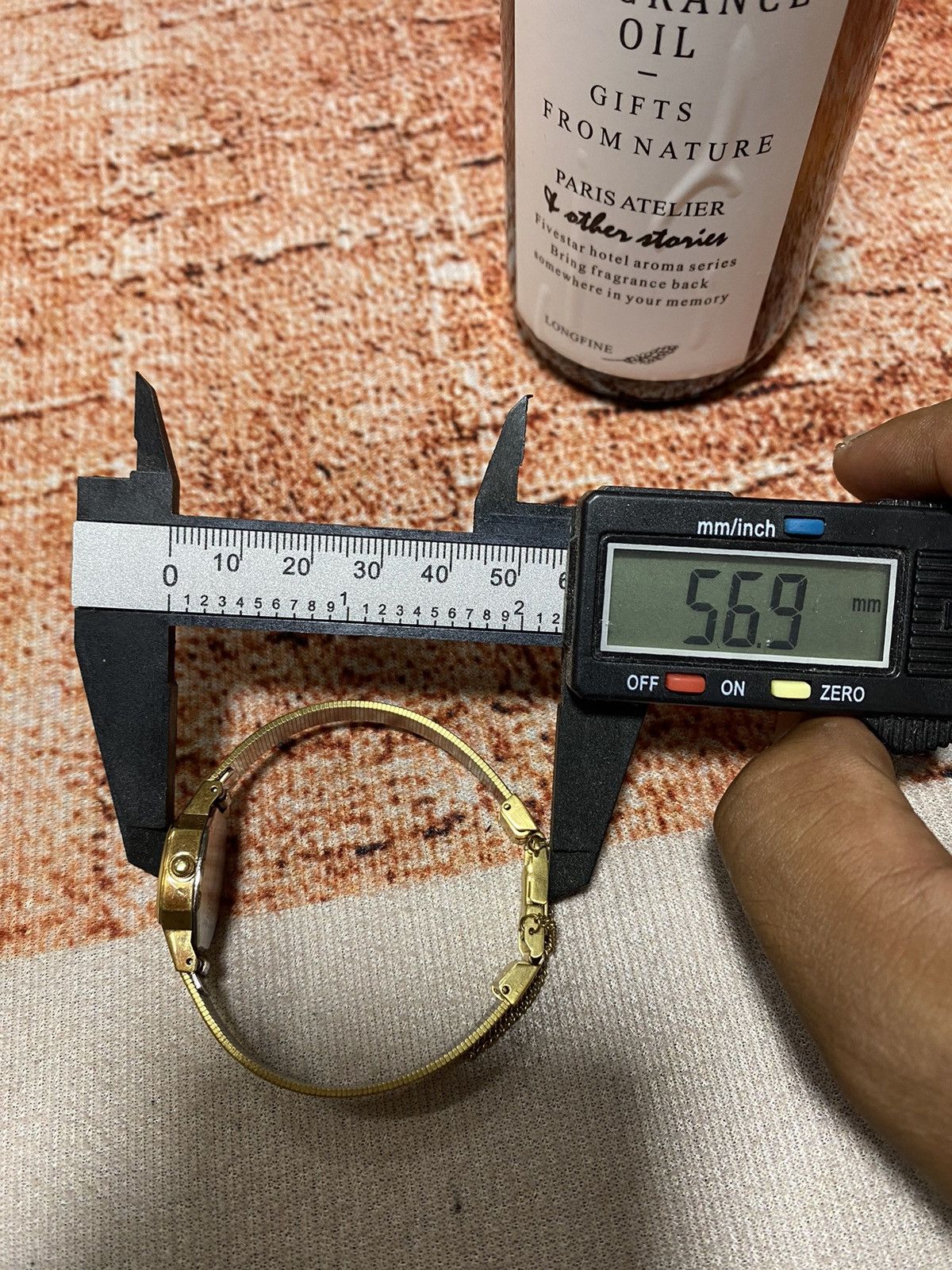Japanese Brand × Vintage VINTAGE SUNLORD PLAYTH BANGLE WATCH Size ONE SIZE - 6 Thumbnail