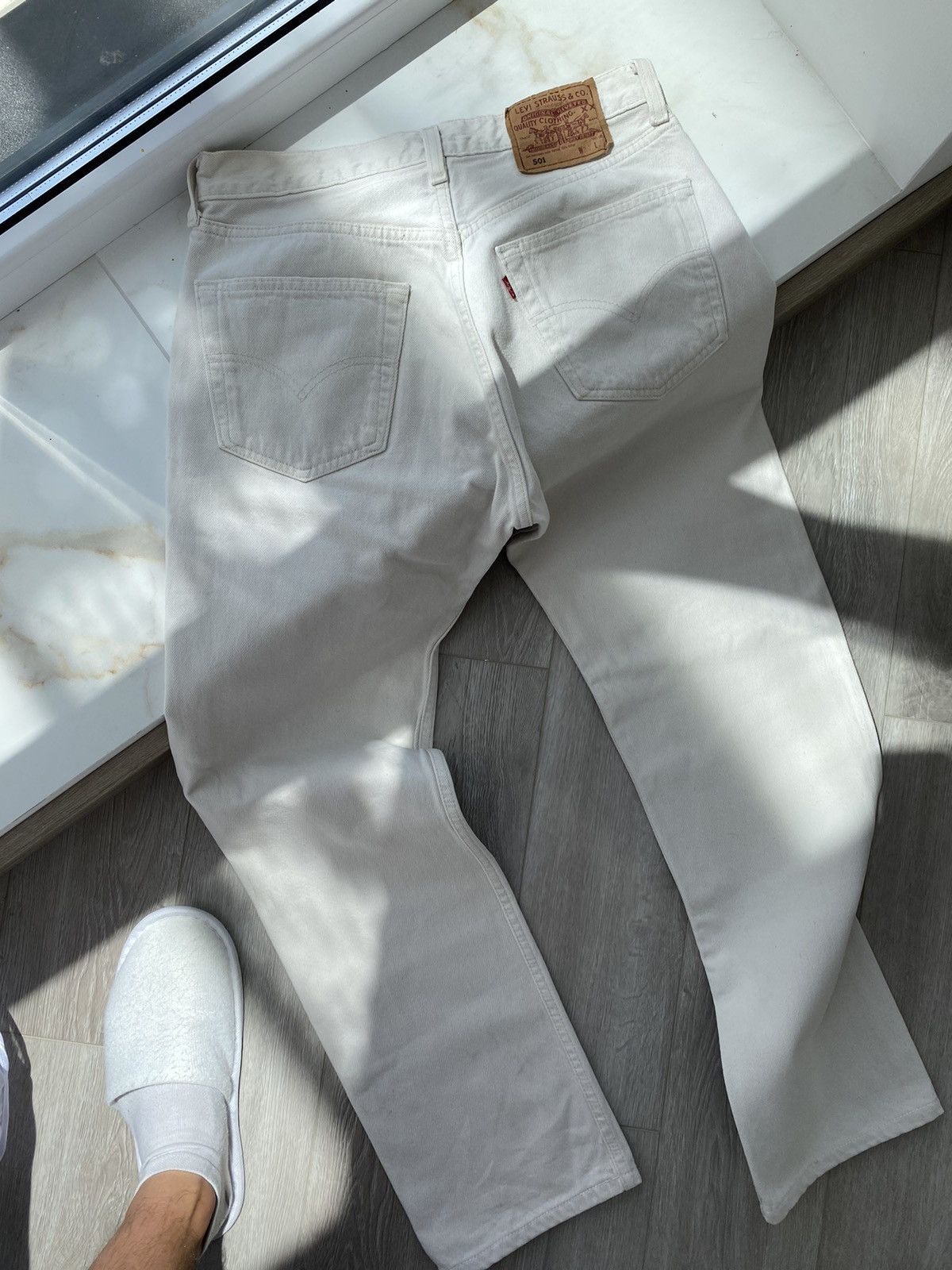 Levi's × Levi's Vintage Clothing × Vintage VINTAGE LEVI'S 501 LIGHT WASH JEANS RELEASED HEM LE019 Size US 31 - 1 Thumbnail