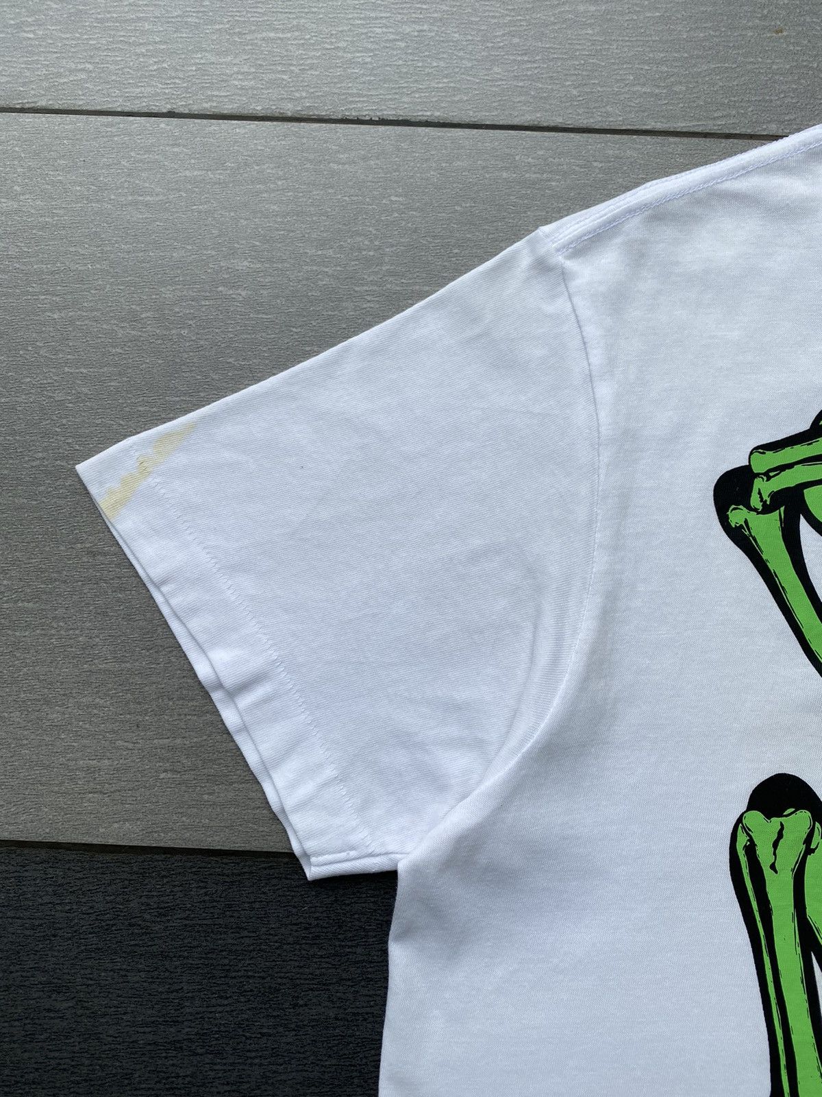 Kaws × Uniqlo SS2016 UT Collection UNIQLO x KAWS Skeleton OG Design Size US L / EU 52-54 / 3 - 9 Thumbnail