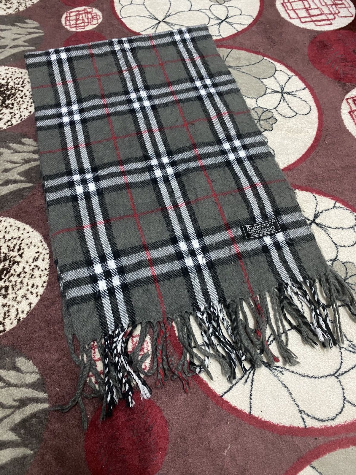 Burberry × Vintage 🏴󠁧󠁢󠁥󠁮󠁧󠁿Burberry LambsWool Scarf / Muffler / Neckwear England Size ONE SIZE - 3 Thumbnail