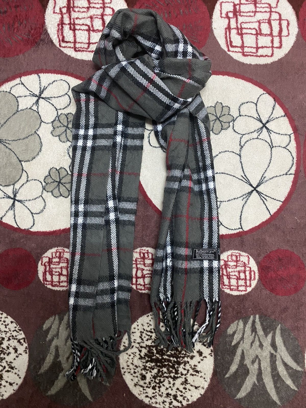 Burberry × Vintage 🏴󠁧󠁢󠁥󠁮󠁧󠁿Burberry LambsWool Scarf / Muffler / Neckwear England Size ONE SIZE - 2 Thumbnail