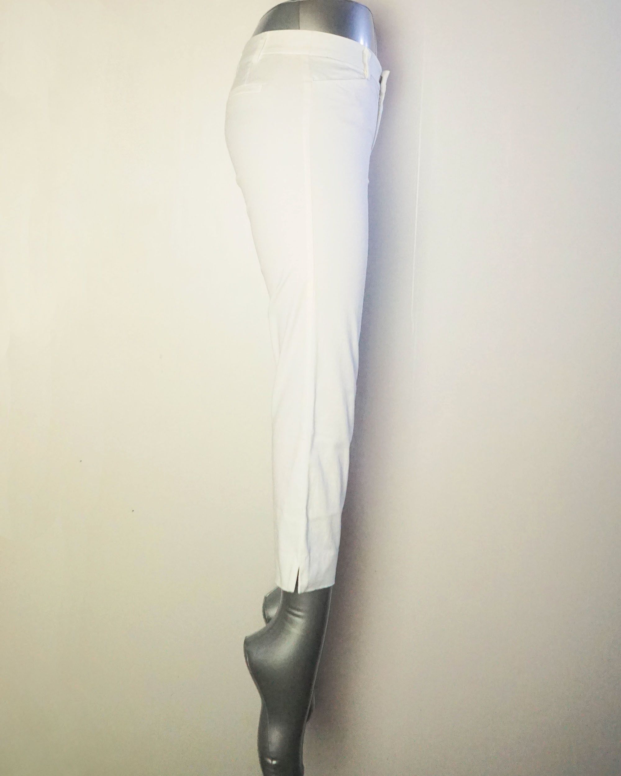 Uniqlo UNIQLO Stretchable White Cropped Pants Size 24" / US 00 / IT 34 - 4 Thumbnail