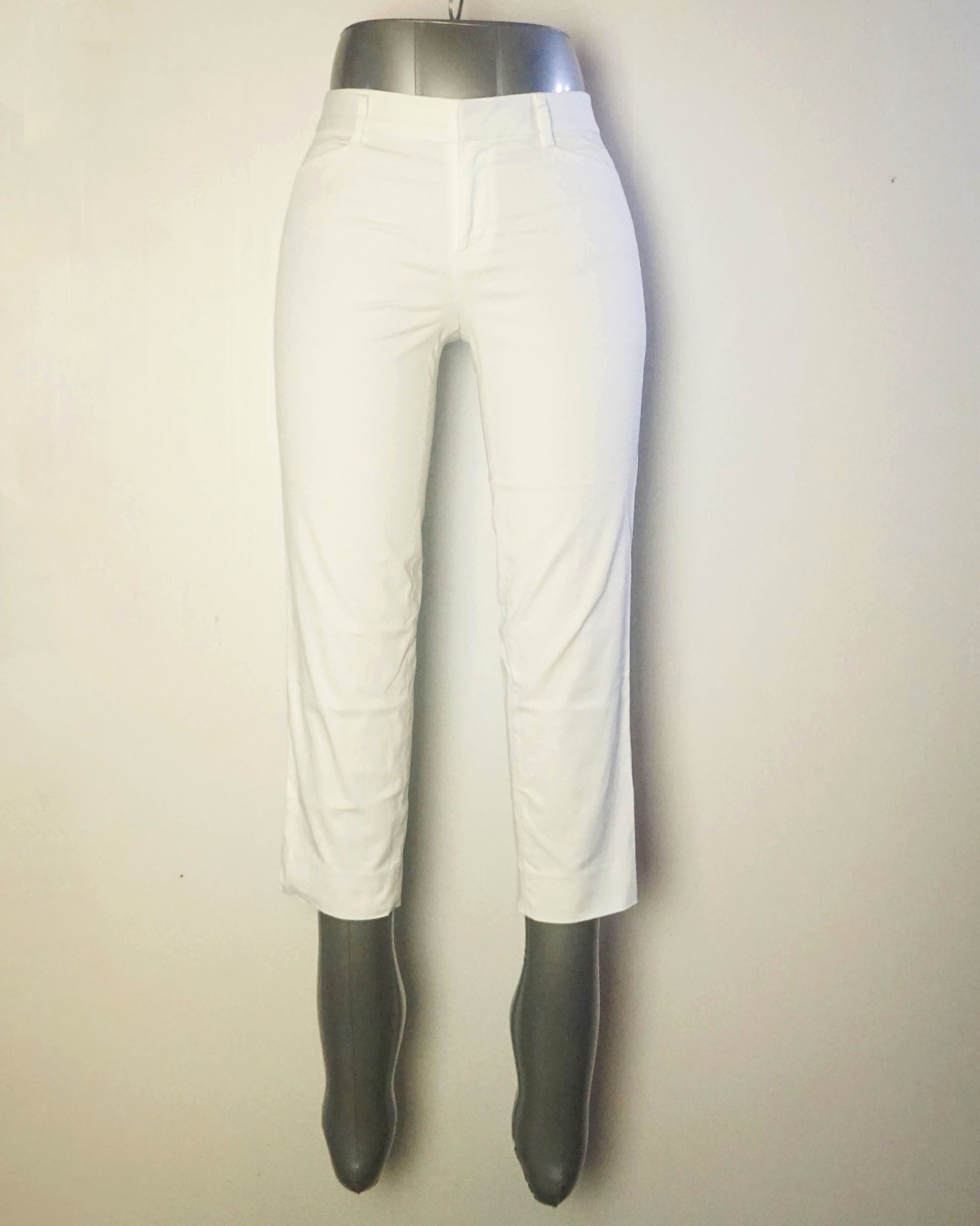 Uniqlo UNIQLO Stretchable White Cropped Pants Size 24" / US 00 / IT 34 - 2 Thumbnail