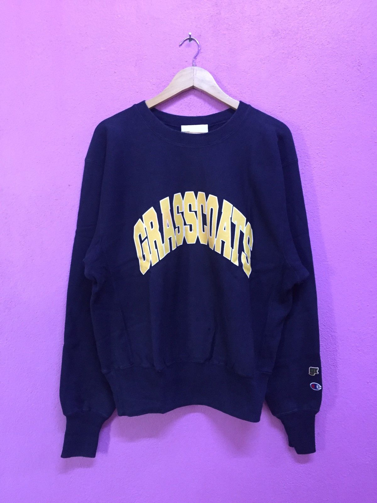 Champion Vintage 90's Champion Reverse Weave Sweatshirts Size Medium Size US M / EU 48-50 / 2 - 1 Thumbnail