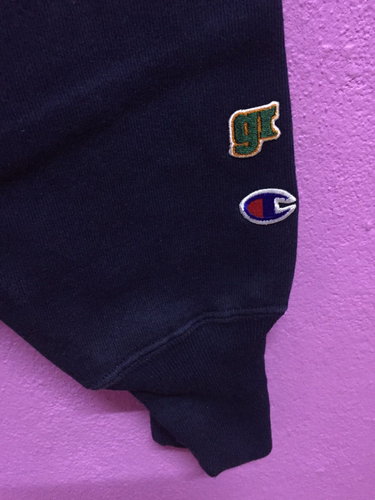 Champion Vintage 90's Champion Reverse Weave Sweatshirts Size Medium Size US M / EU 48-50 / 2 - 3 Thumbnail
