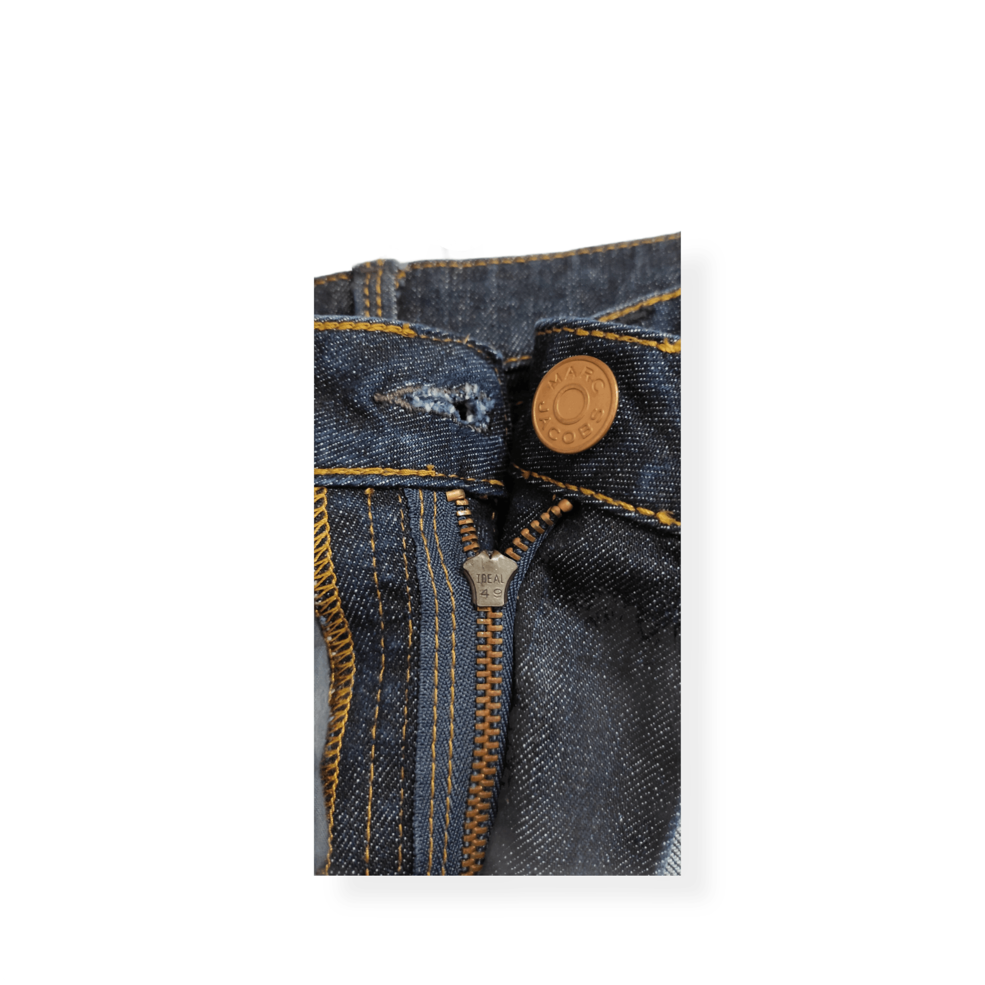 Marc by Marc Jacobs ⚡️𝐐𝐔𝐈𝐂𝐊 𝐒𝐀𝐋𝐄 Archive MJ buckle back flare jeans Size 26" / US 2 / IT 38 - 14 Thumbnail