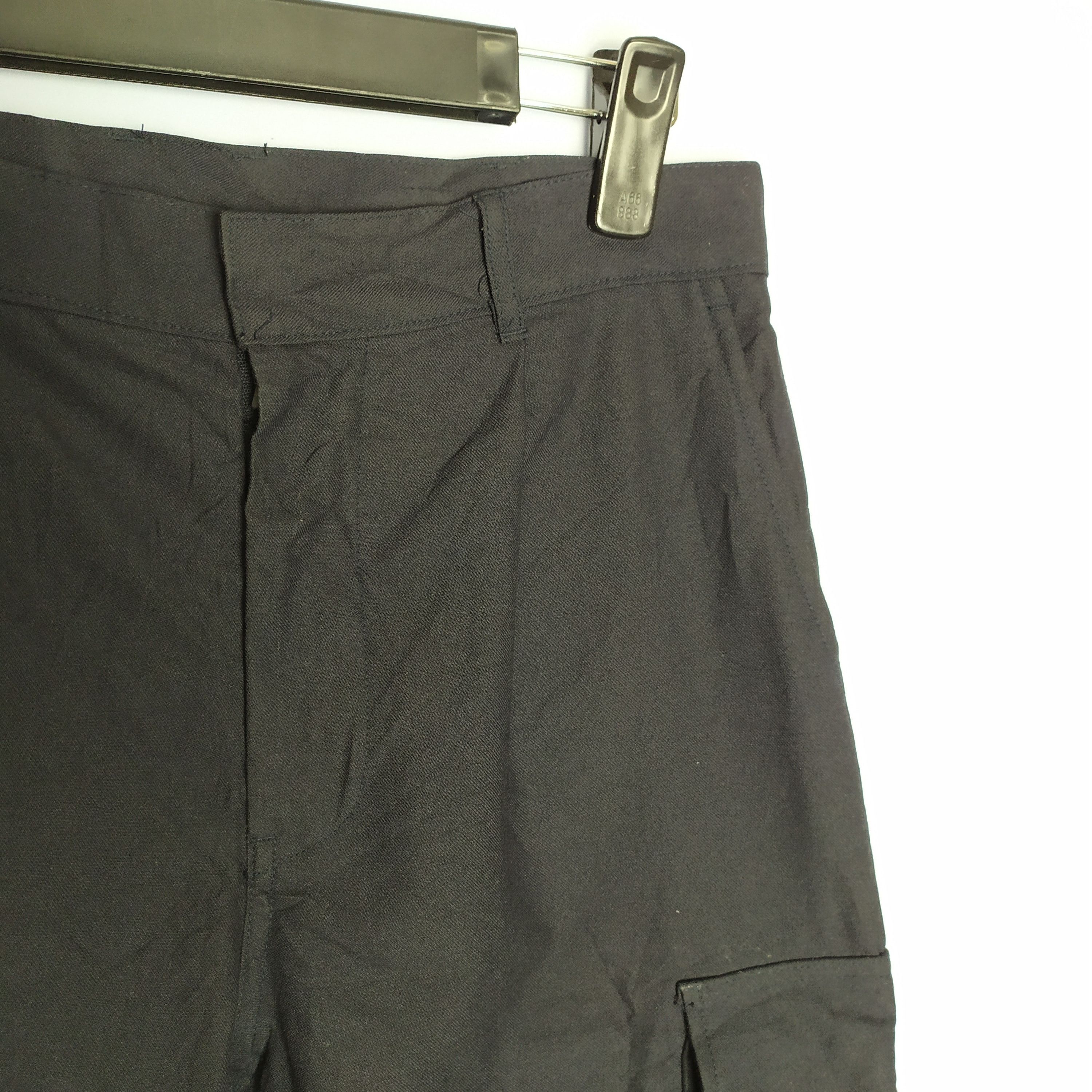 Japanese Brand JAPANESE BRAND BLACK CARGO PANTS Size US 30 / EU 46 - 7 Thumbnail