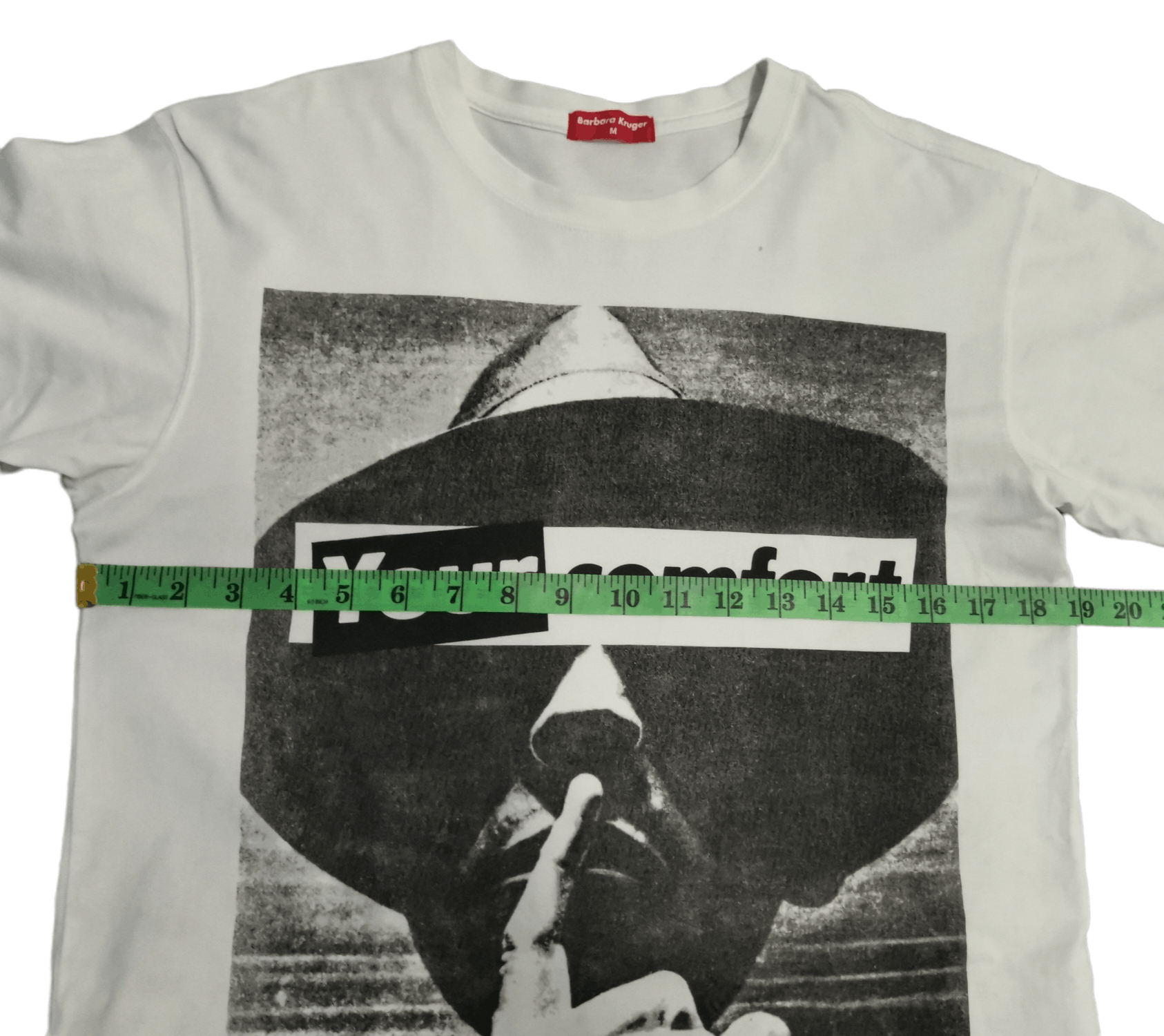 Barbara Kruger Vintage Barbara Kruger Art Designer Tee Graphic Rare Size US M / EU 48-50 / 2 - 5 Thumbnail