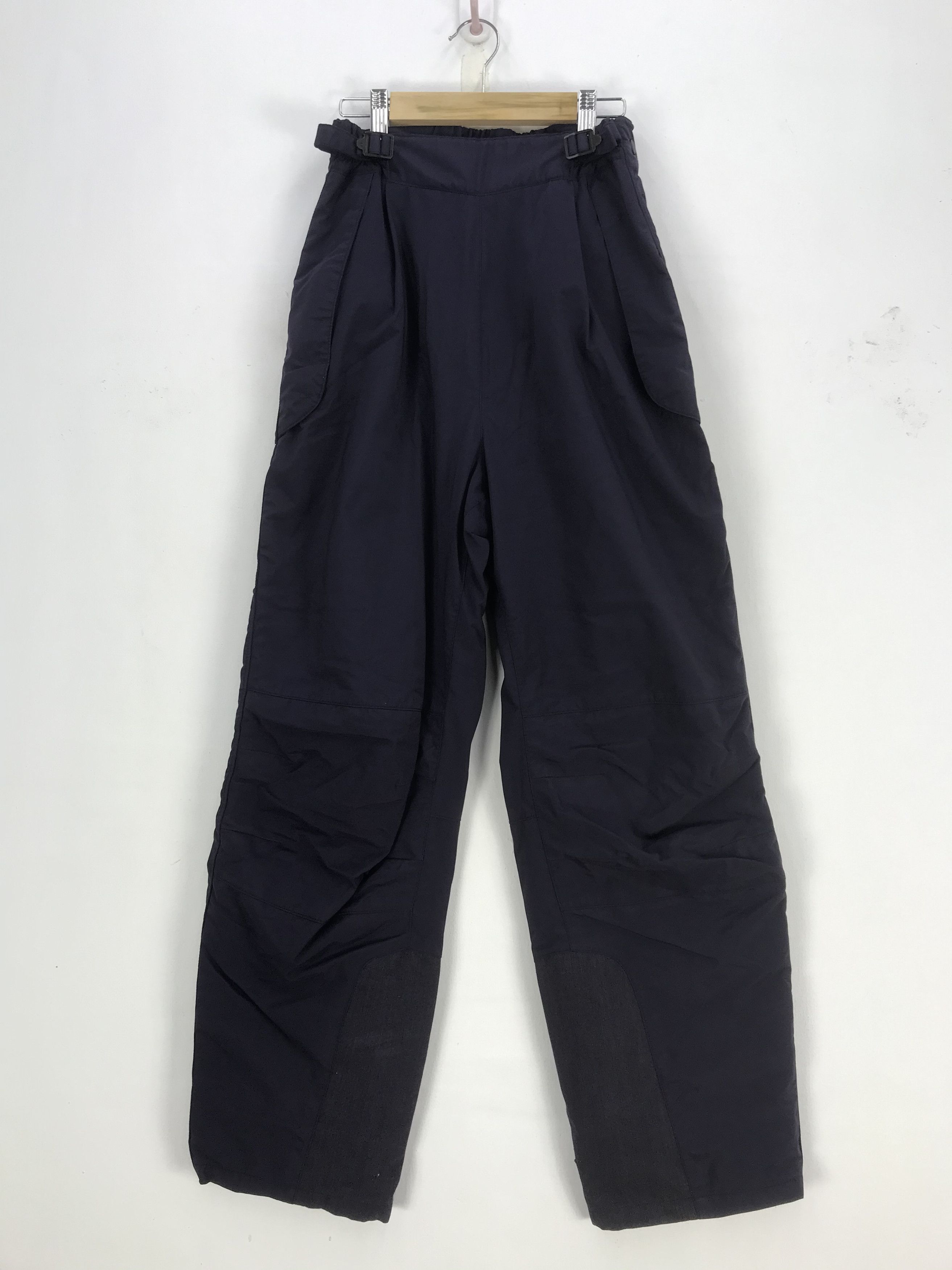 Japanese Brand Thinsulate Jumpsuit Thinsulate Ski Wear Ski Overall Pants Size 26" / US 2 / IT 38 - 1 Thumbnail