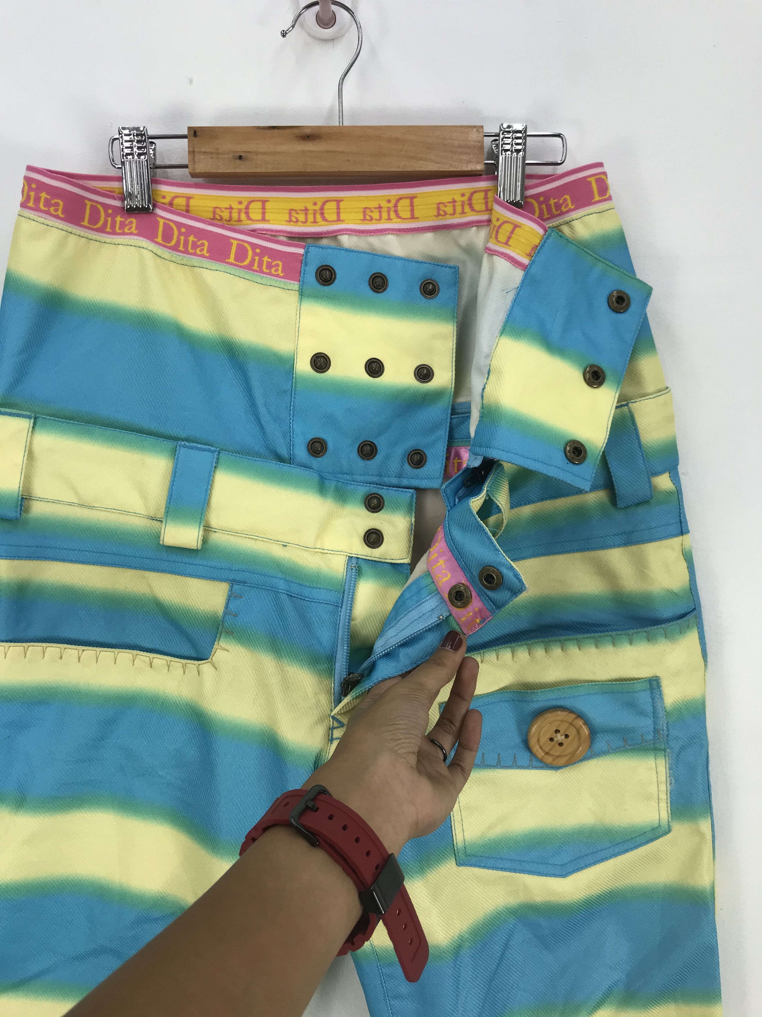 If Six Was Nine × Japanese Brand Dita White Ski Wear Snowboards Japanese Ski Overall Pants Size US 34 / EU 50 - 9 Thumbnail