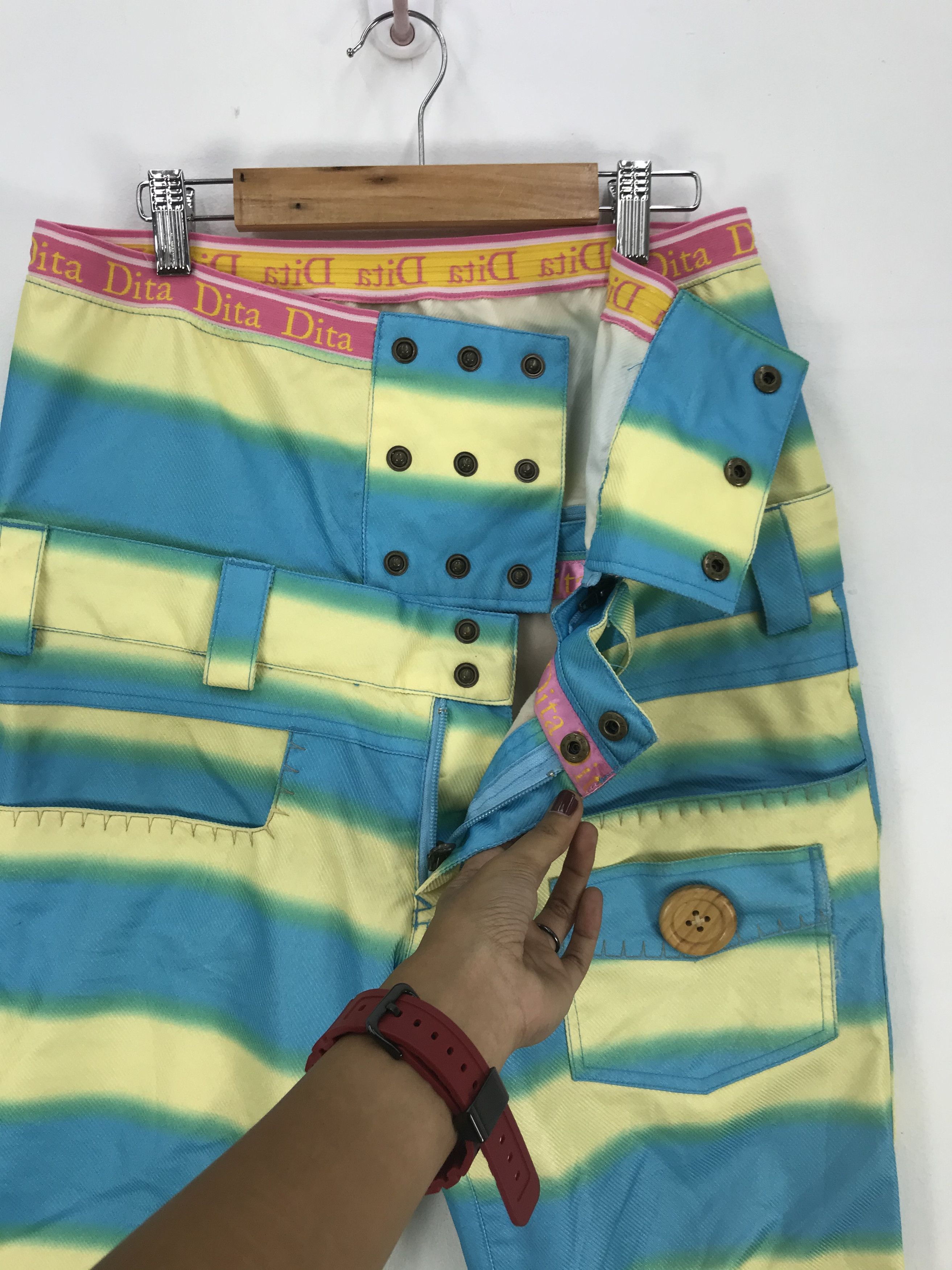 If Six Was Nine × Japanese Brand Dita White Ski Wear Snowboards Japanese Ski Overall Pants Size US 34 / EU 50 - 8 Thumbnail