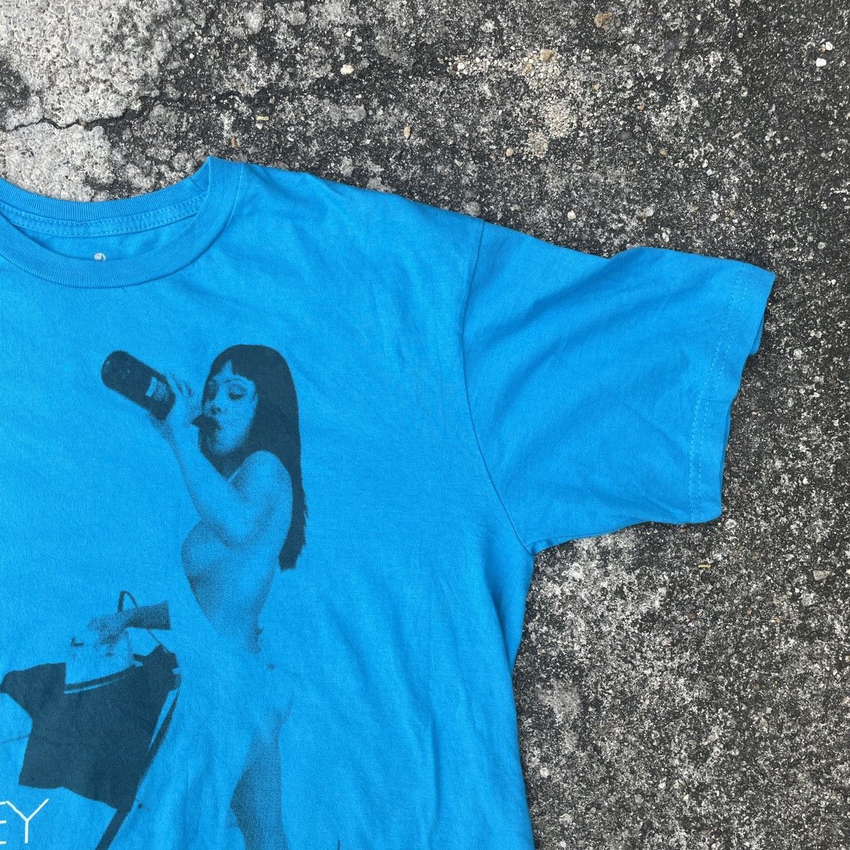 Japanese Brand Vintage Two In The Shirt Sexy Girl Tee Size US M / EU 48-50 / 2 - 2 Thumbnail