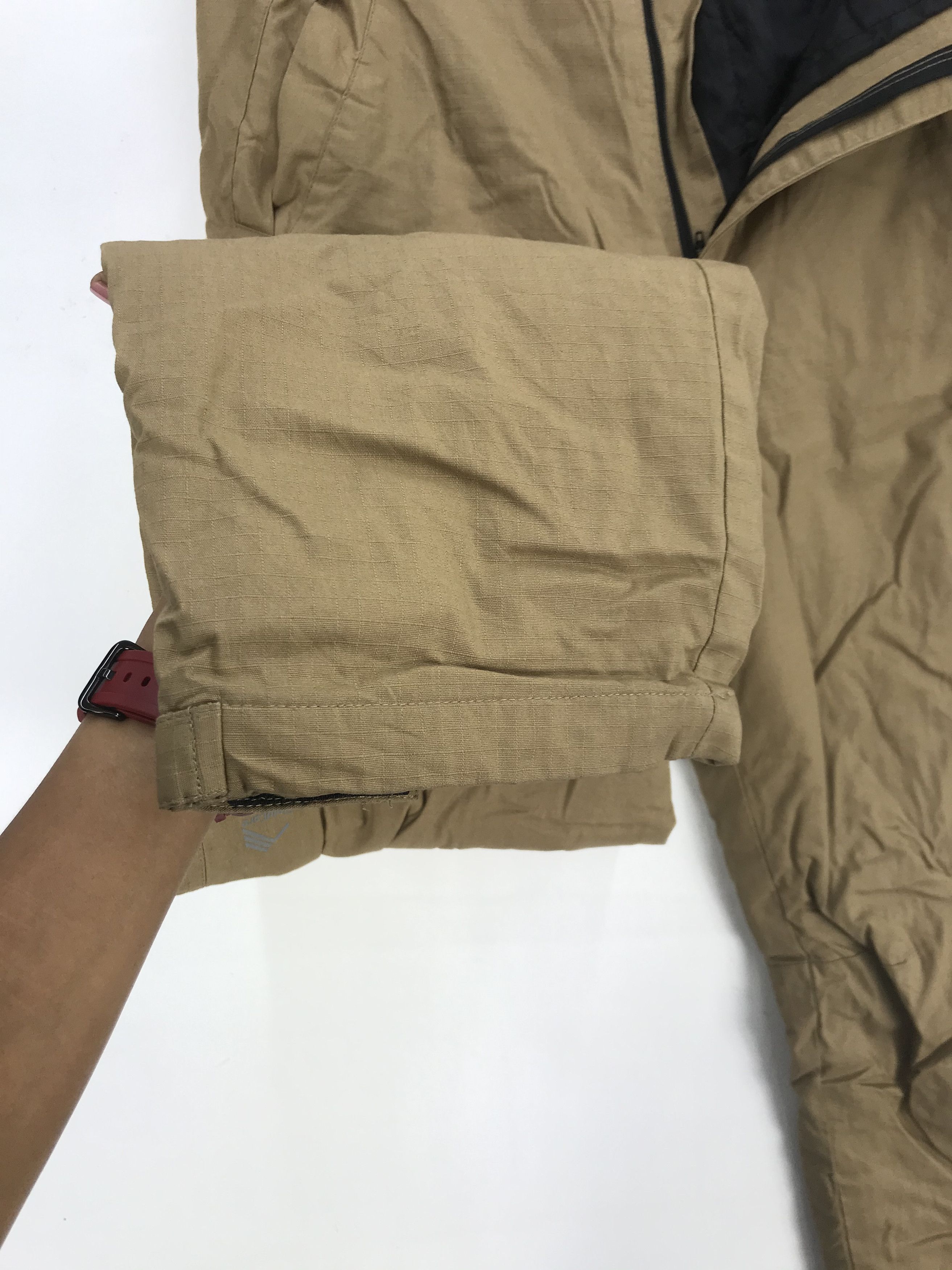 Japanese Brand Vintage Japanese Ski Suit Japanese Japanese Snowboards Size US 32 / EU 48 - 10 Thumbnail