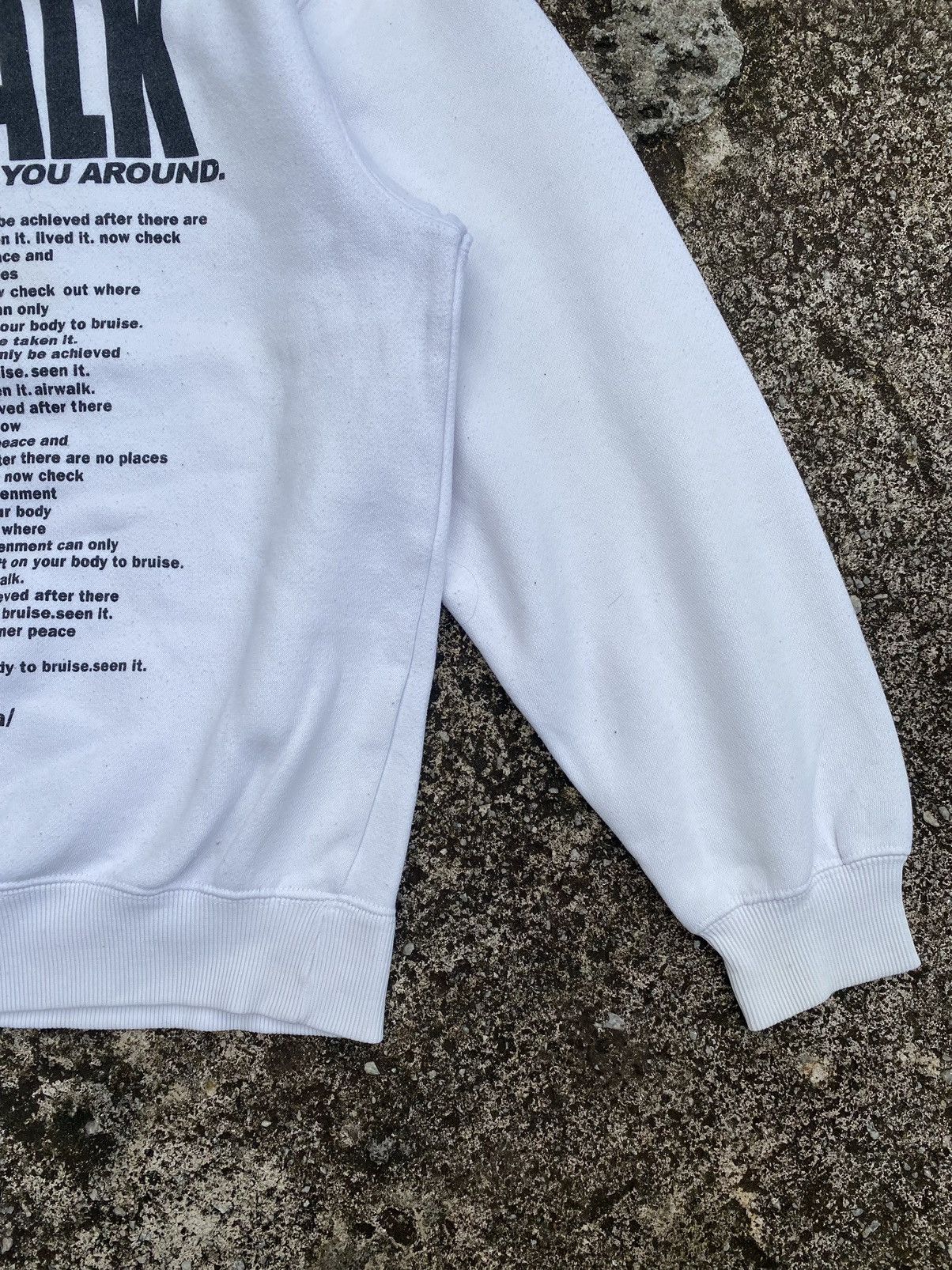 Airwalk Vintage Airwalk Big Logo Sweatshirt Size US L / EU 52-54 / 3 - 7 Thumbnail