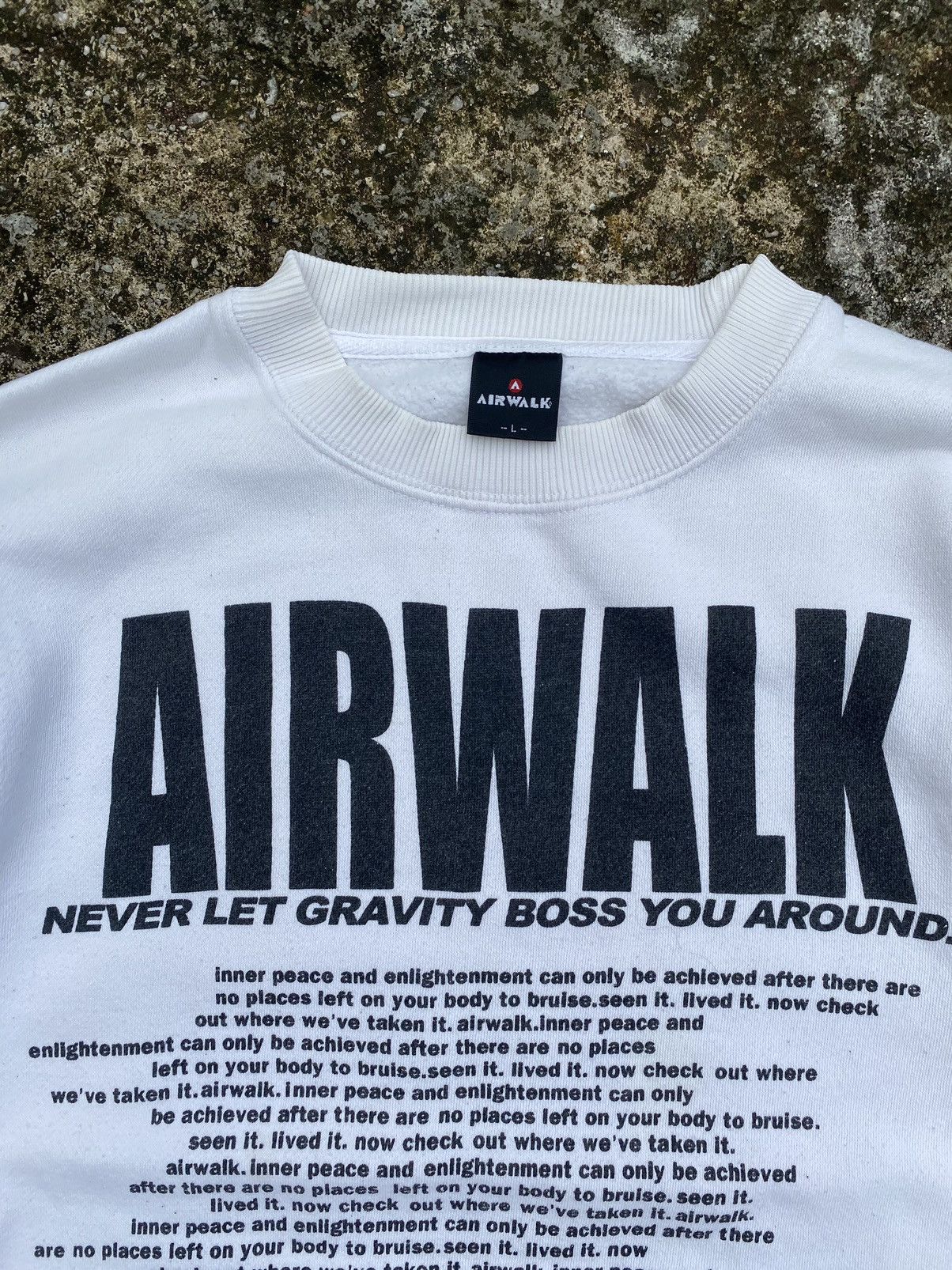 Airwalk Vintage Airwalk Big Logo Sweatshirt Size US L / EU 52-54 / 3 - 2 Thumbnail
