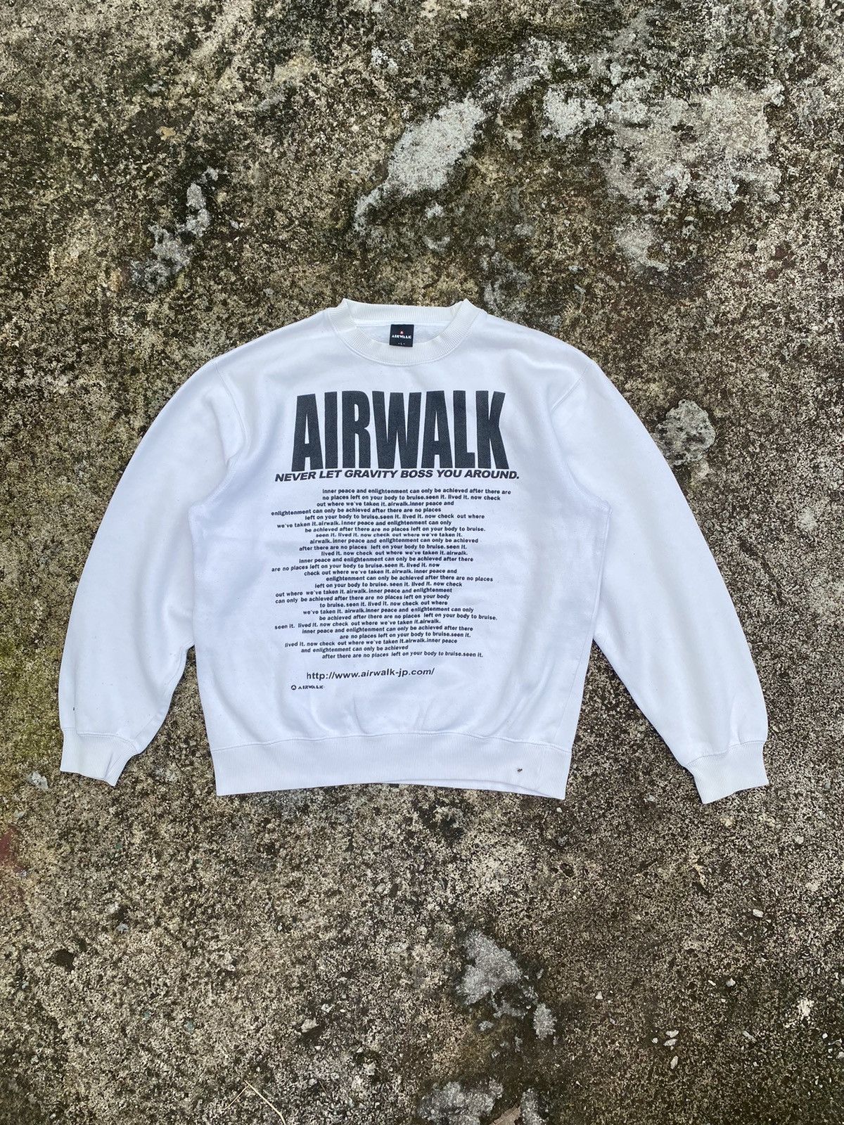 Airwalk Vintage Airwalk Big Logo Sweatshirt Size US L / EU 52-54 / 3 - 1 Thumbnail