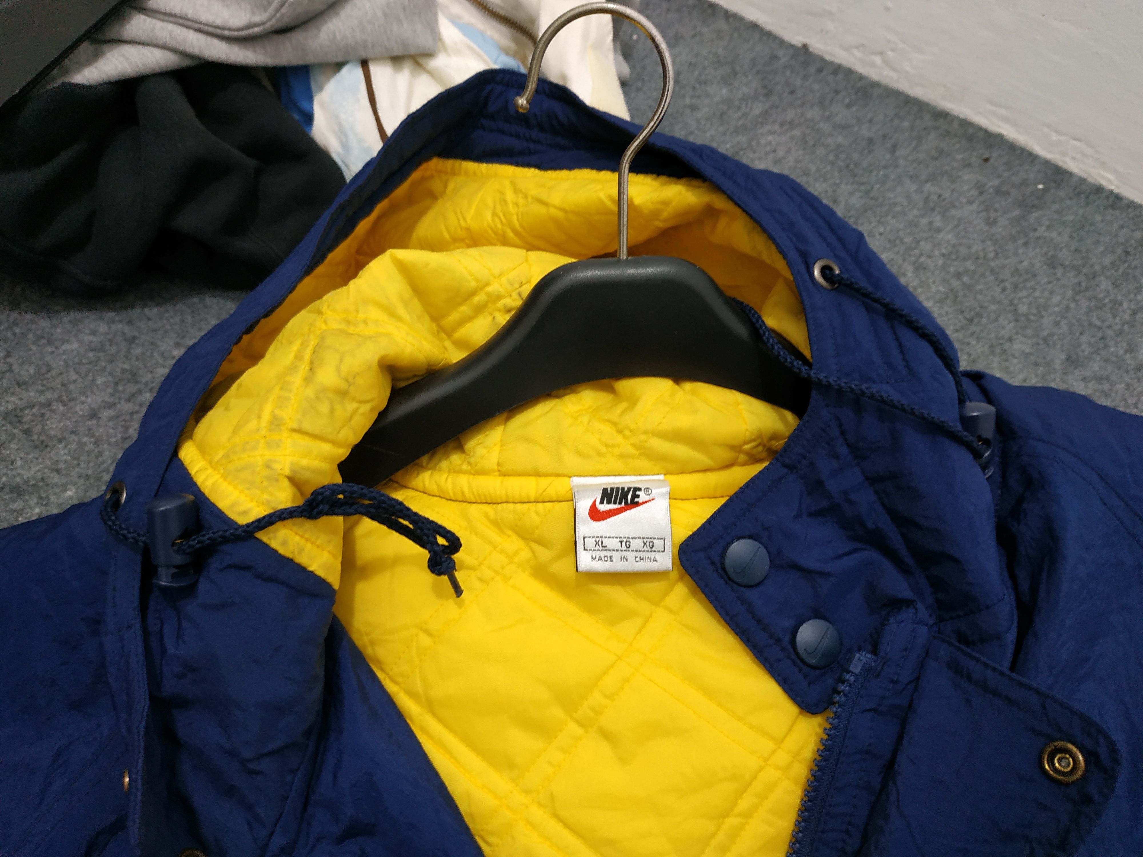 Nike Vintage Nike Big Swoosh Oversize Jacket Size US XL / EU 56 / 4 - 3 Thumbnail