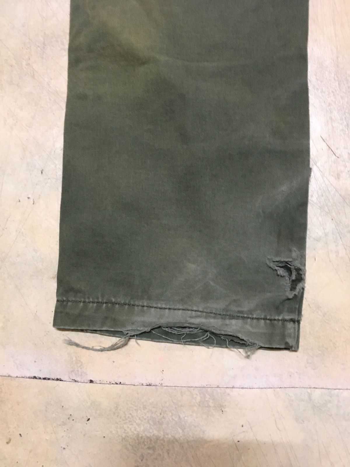 Japanese Brand Vintage Japanese Brand Cargo Distressed Sun Faded Style Size US 30 / EU 46 - 4 Thumbnail