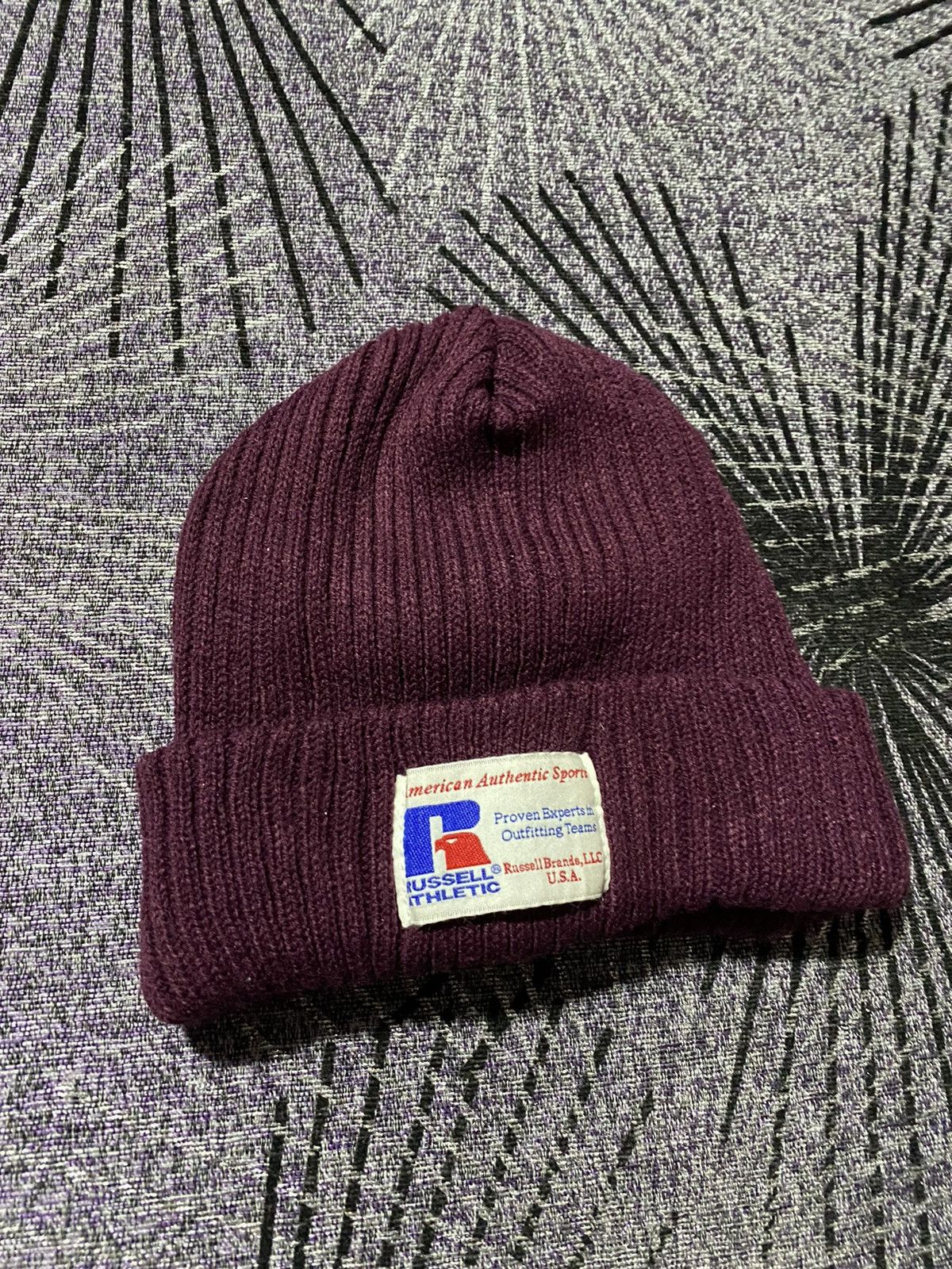 Russell Athletic 🔥SALE🔥RUSSELL ATHLETIC KNITED BEANIE Size ONE SIZE - 3 Thumbnail