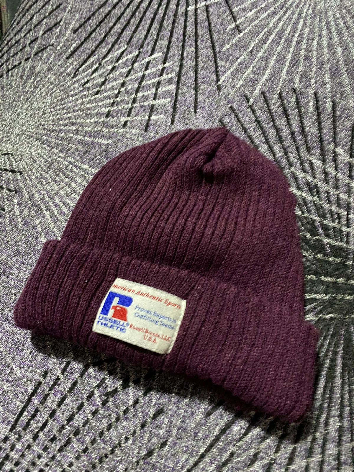 Russell Athletic 🔥SALE🔥RUSSELL ATHLETIC KNITED BEANIE Size ONE SIZE - 4 Thumbnail