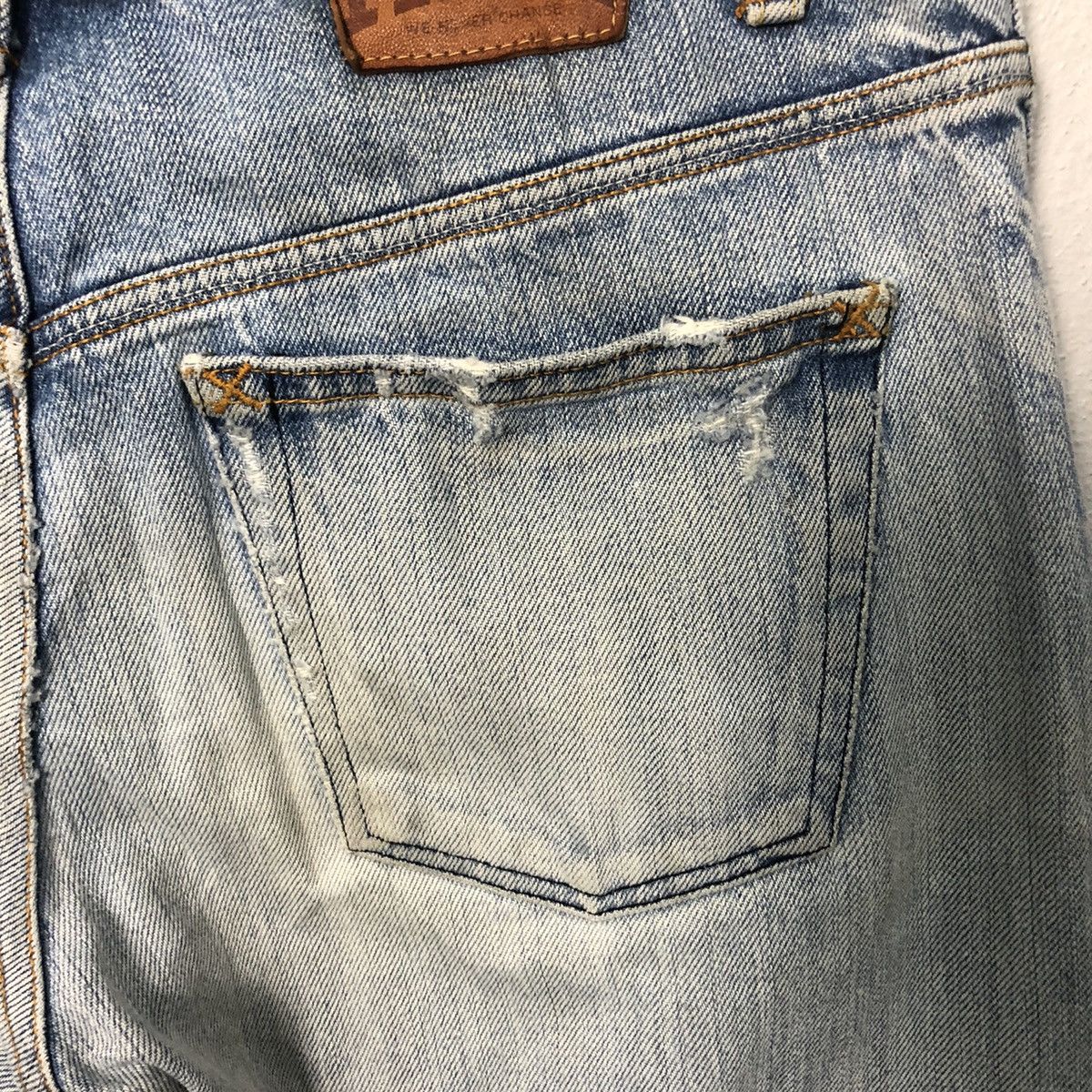 Japanese Brand Vintage HRM Jeans Lightwash Denim Pants W30 Made in Japan Size US 30 / EU 46 - 8 Thumbnail