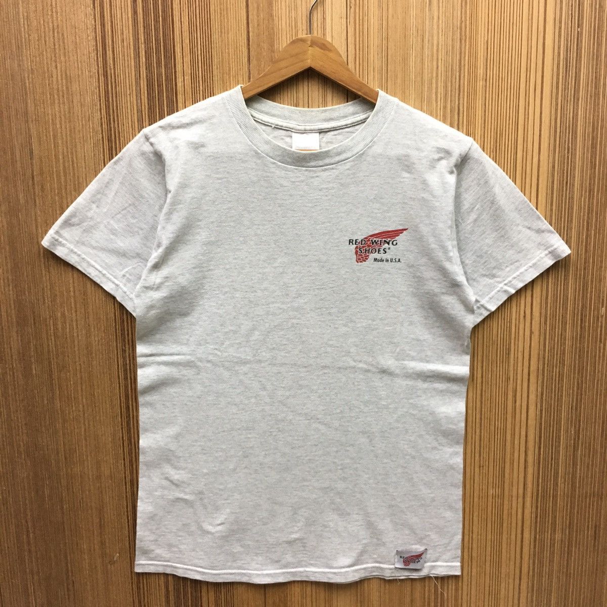 Japanese Brand × Red Wing × Vintage Vintage Red Wing Shoes Small Logo T-Shirt Size US S / EU 44-46 / 1 - 1 Thumbnail
