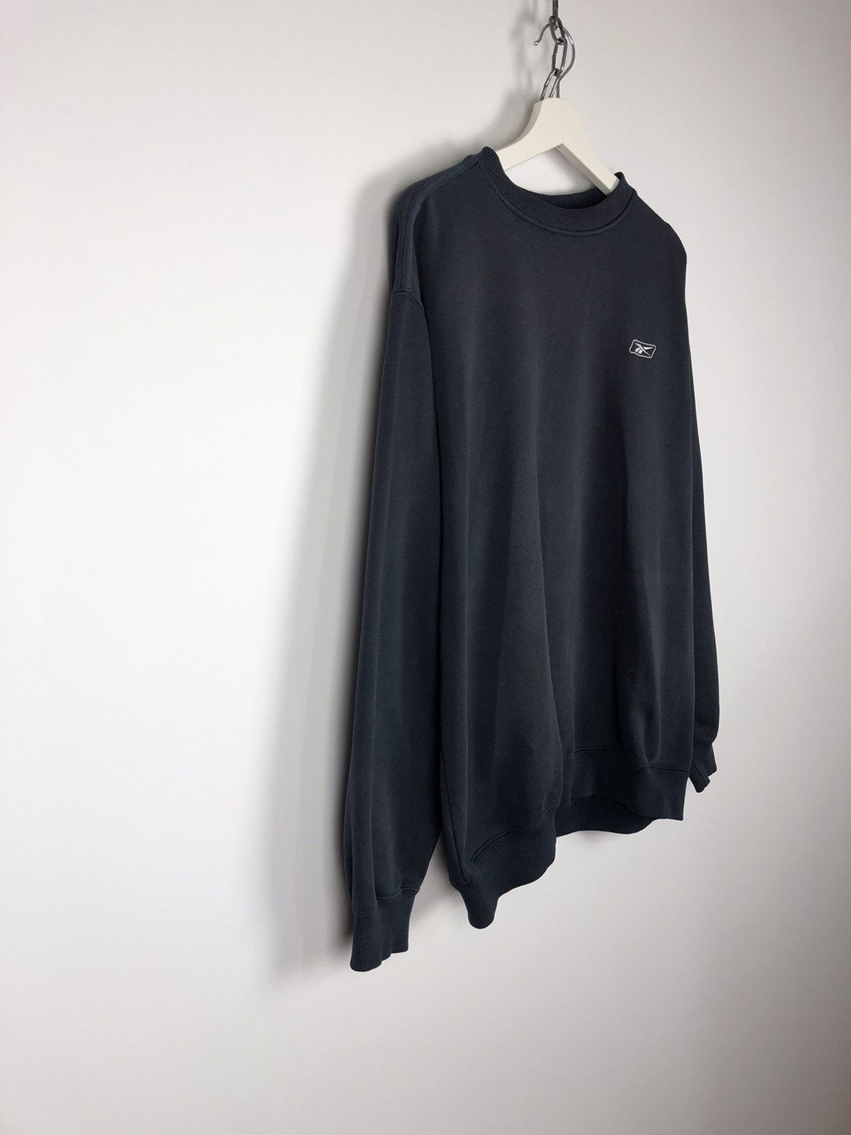Reebok Vintage 90s Reebok Athletic Crewneck Sweatshirt Small Logo Size US M / EU 48-50 / 2 - 4 Thumbnail