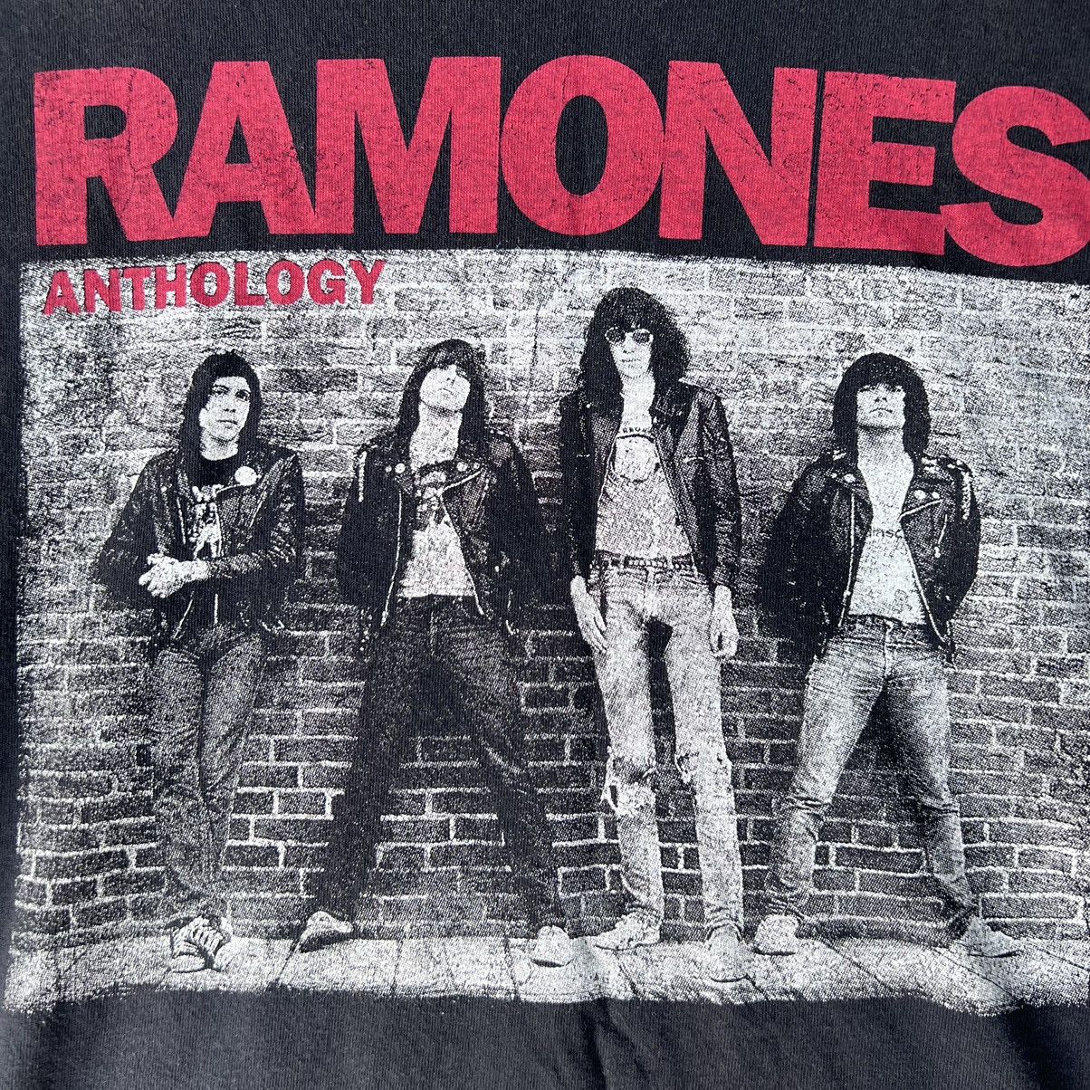 Band Tees × Vintage VINTAGE Y2K TEE SHIRT RAMONES Size US L / EU 52-54 / 3 - 3 Thumbnail