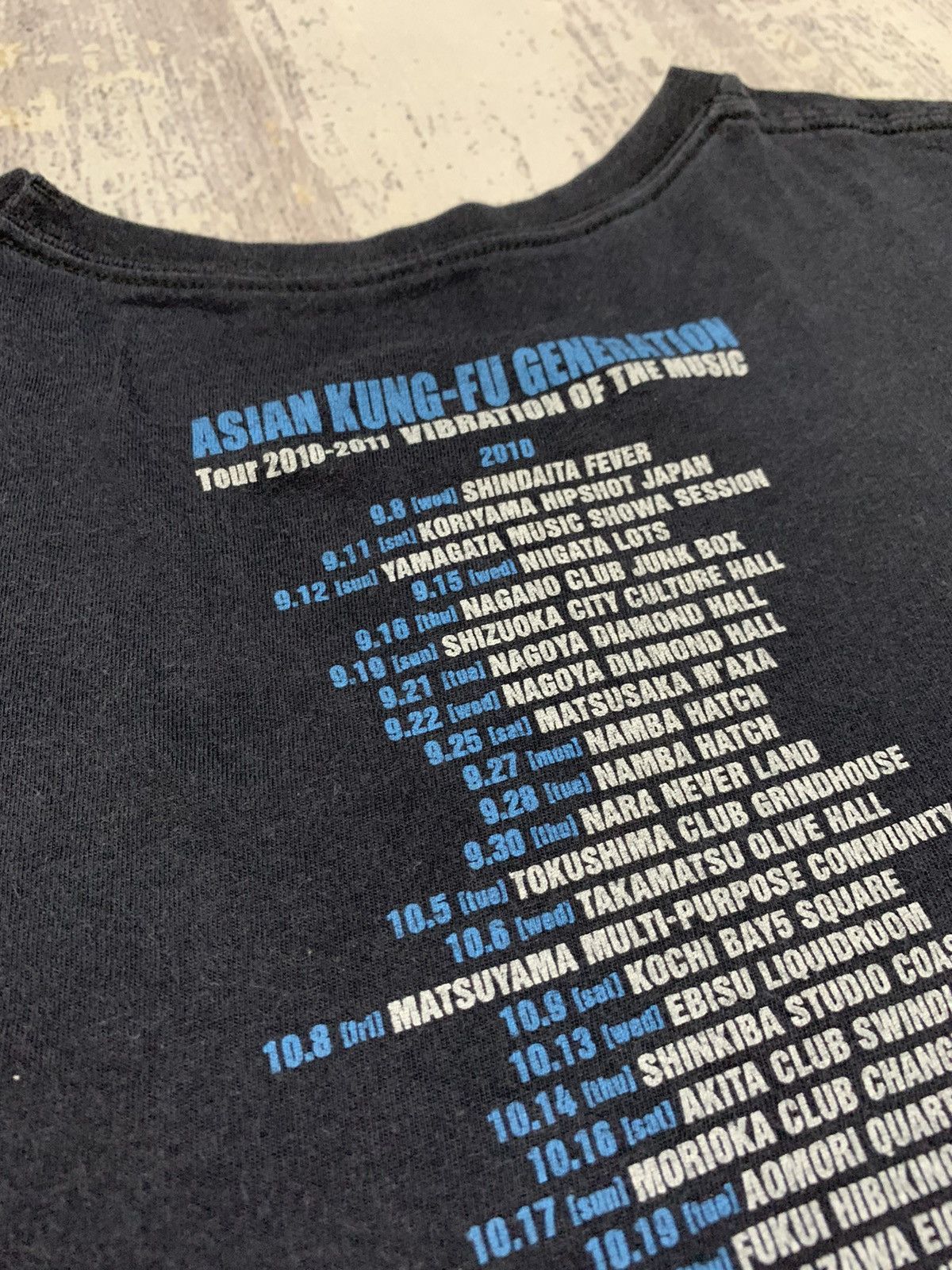 Band Tees Asian Kung-fu Generation Vibration Of The Music Tour Shirt Size US S / EU 44-46 / 1 - 7 Thumbnail