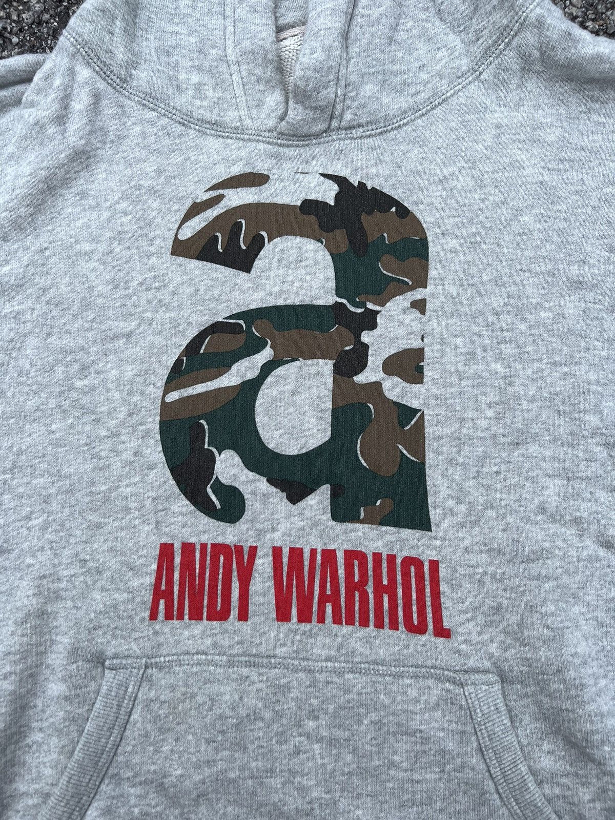 Andy Warhol × Japanese Brand × Uniqlo HOODIE ANDY WARHOL CAMO LOGO BY UNIQLO Size US S / EU 44-46 / 1 - 3 Thumbnail