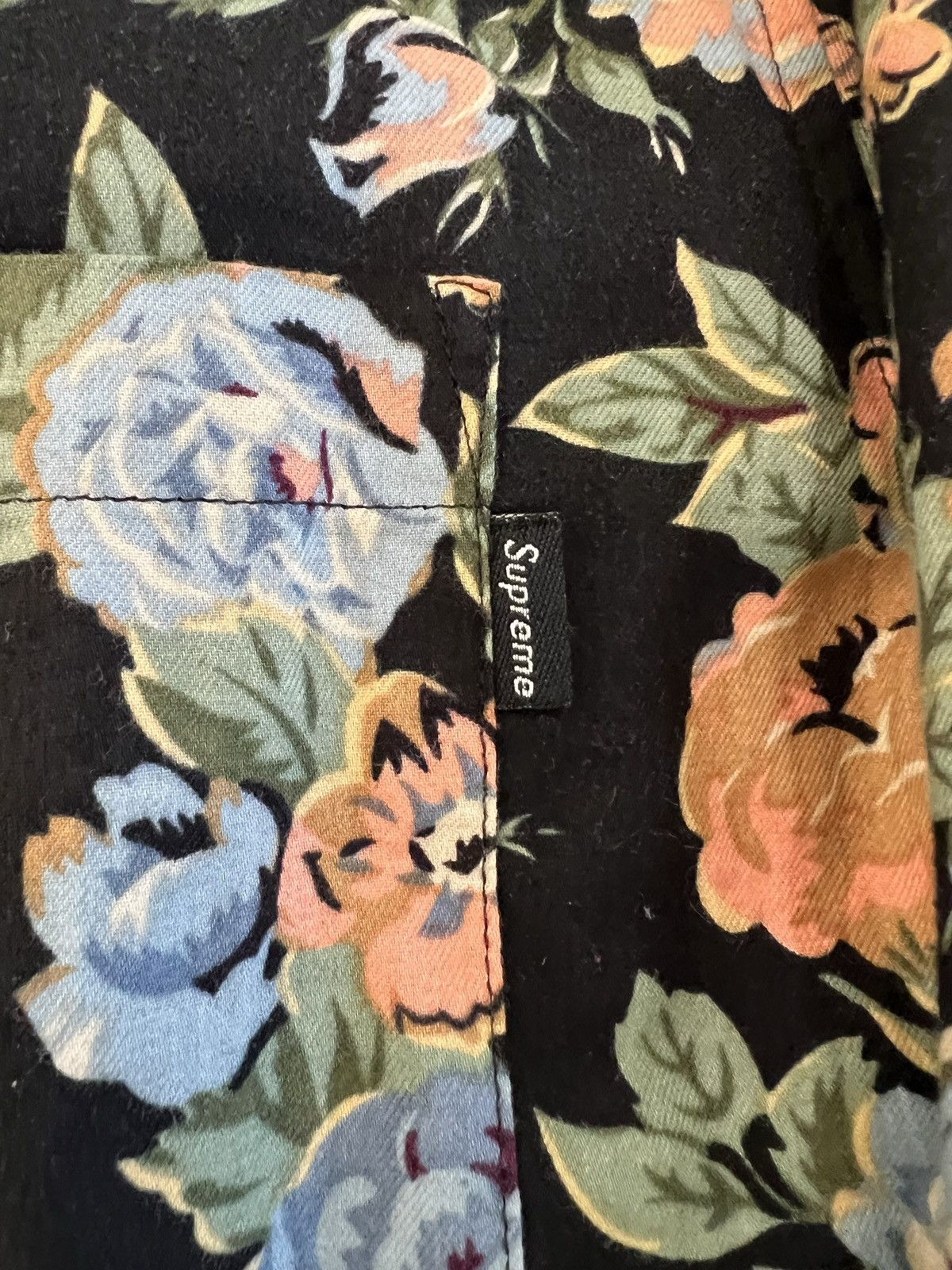 Supreme RARE Supreme Floral Button Up Shirt Black Size Medium CLEAN Size US M / EU 48-50 / 2 - 4 Thumbnail