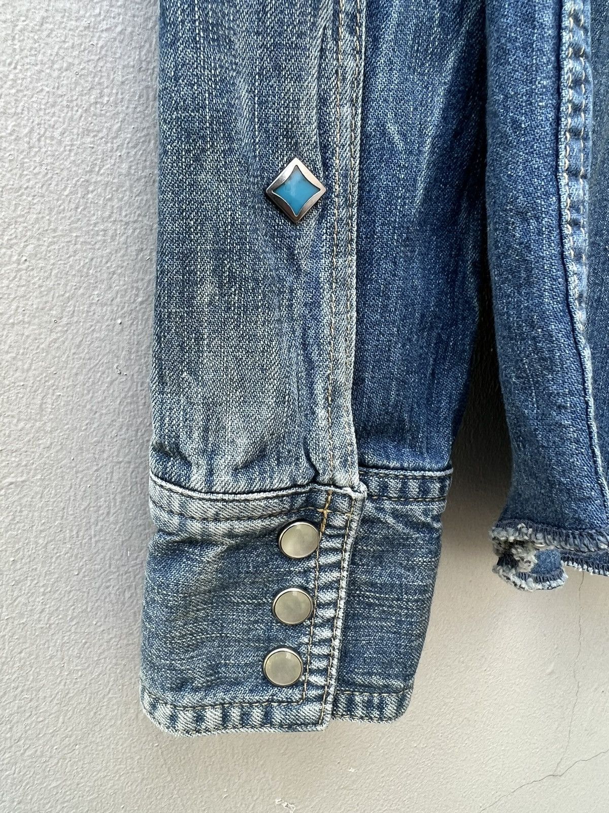 *A VONTADE A Vontade Japan Distressed Fade Denim Western Shirt Size US S / EU 44-46 / 1 - 10 Thumbnail
