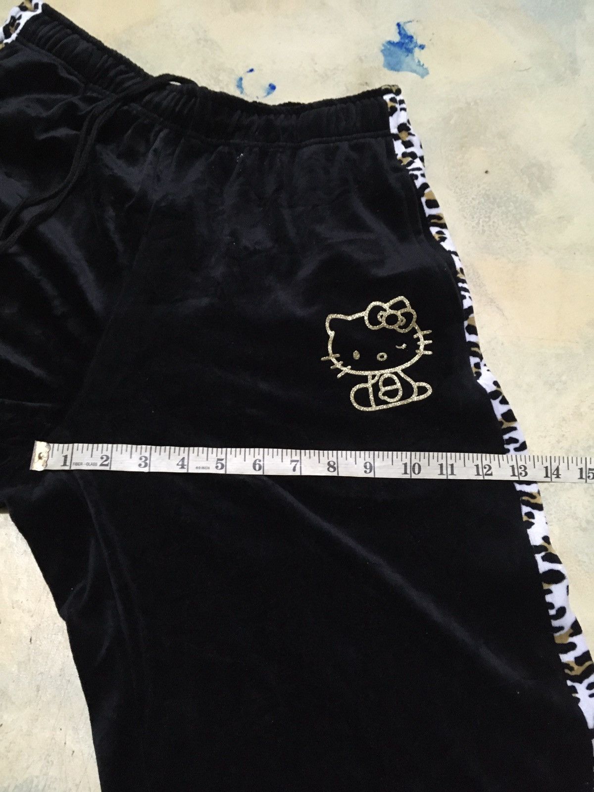 Cartoon Network Hello Kitty Suede Jogger Pants Size US 30 / EU 46 - 9 Thumbnail