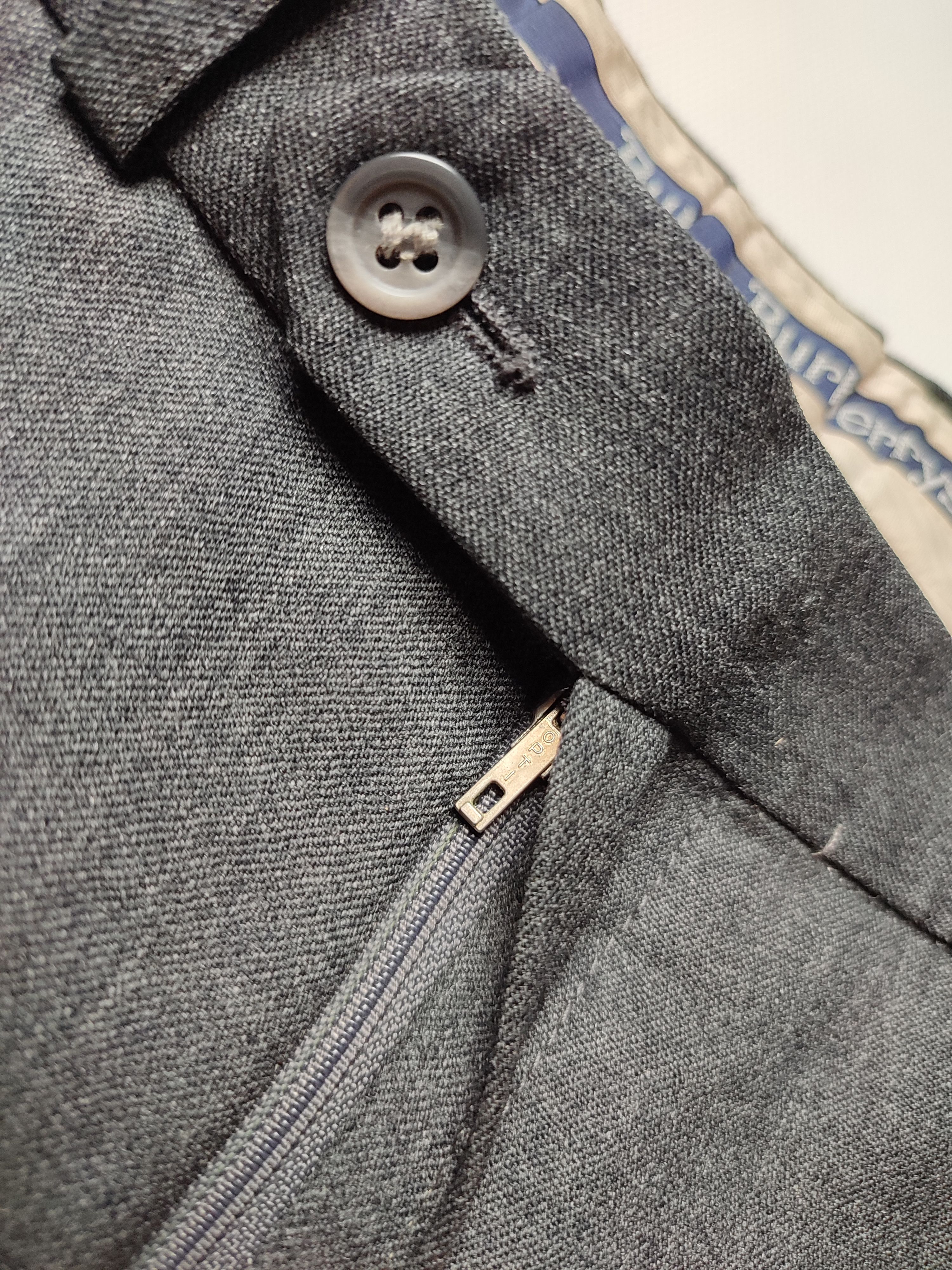 Burberry × Vintage Burberry's Vintage Wool Casual Pants Size US 34 / EU 50 - 14 Thumbnail