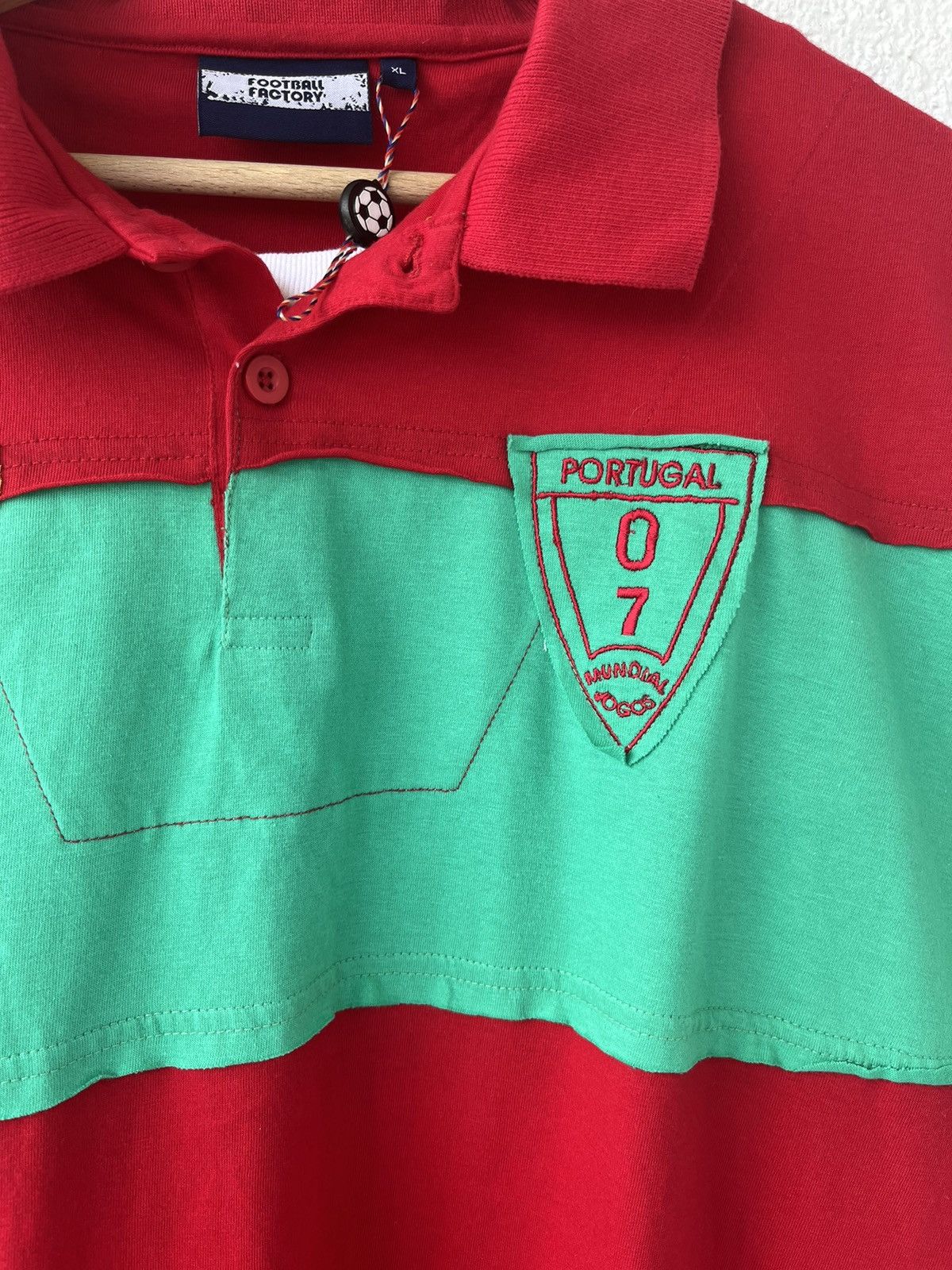 Vintage Vintage Portugal 7 T-shirt Polo Ronaldo Fans Jersey Size US M / EU 48-50 / 2 - 3 Thumbnail