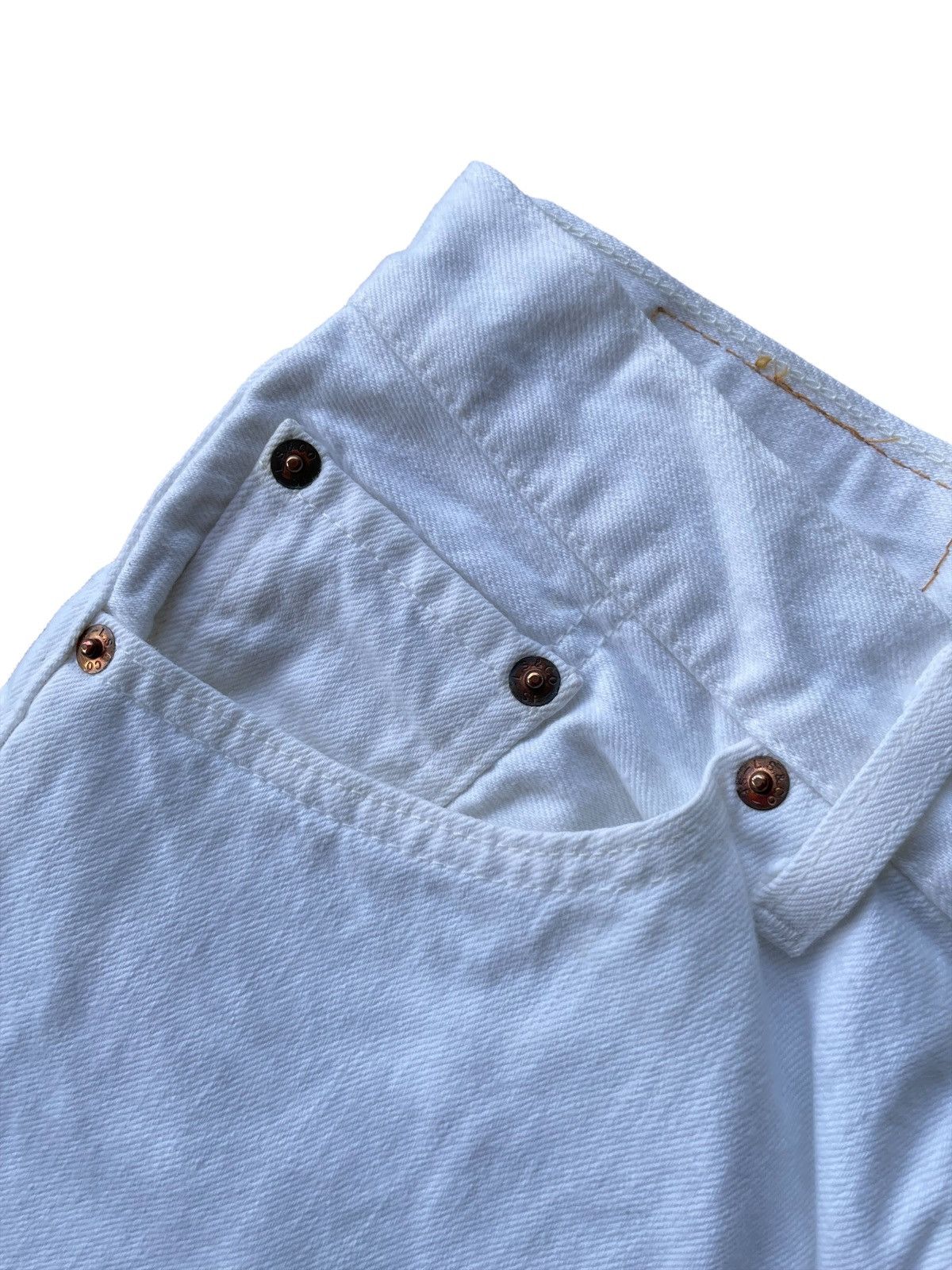 Levi's Vintage 2005 Levis 517 e White Size US 31 - 9 Thumbnail
