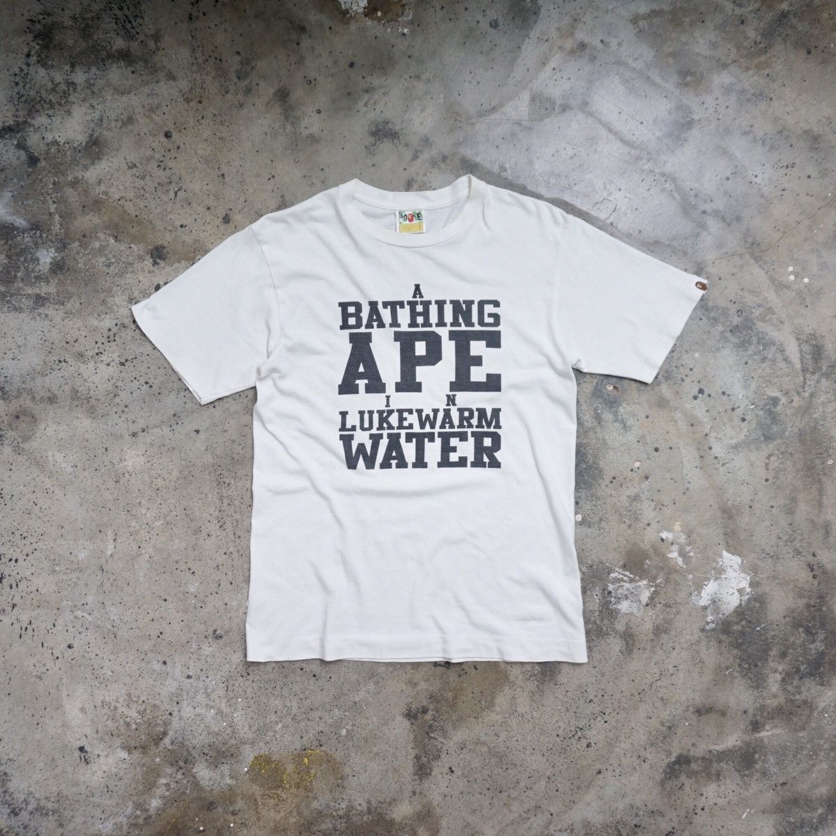 Bape A Bathing Ape In Luke Warm Water Tee Size US S / EU 44-46 / 1 - 1 Thumbnail