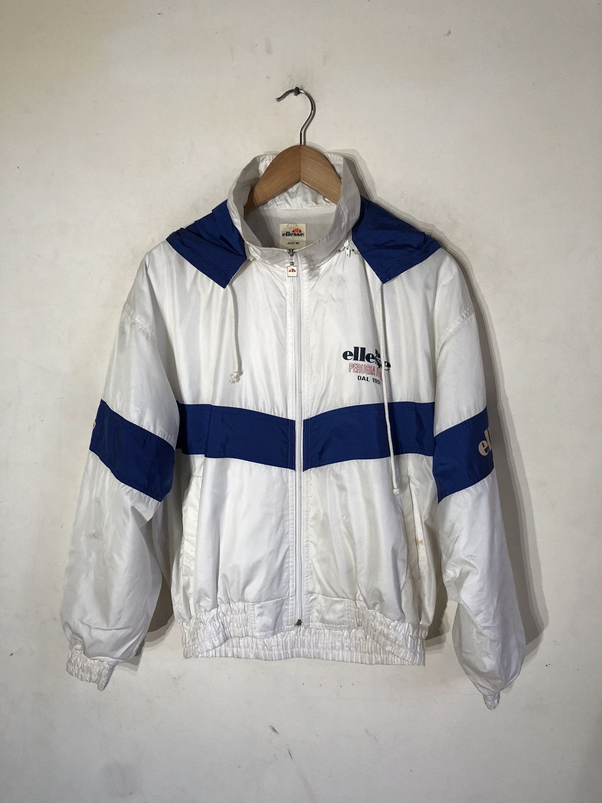 Vintage hotsell ellesse windbreaker