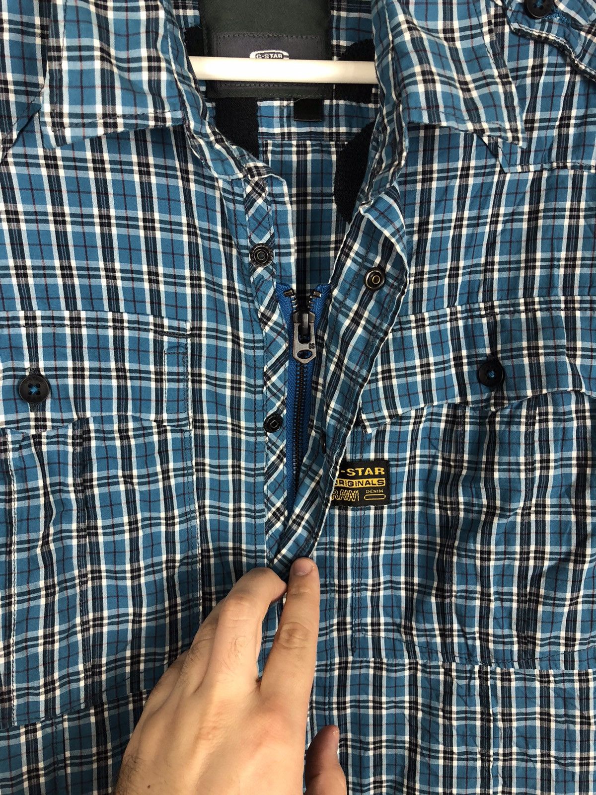 G-Star G-Star Raw Originals Big Back Logo Zip Shirt size L Check Size US L / EU 52-54 / 3 - 6 Thumbnail